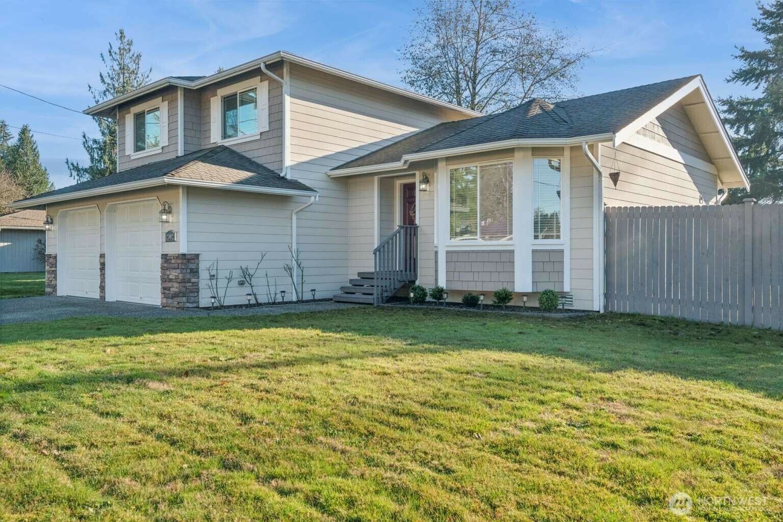 Property Photo: 2002 122nd Place SE WA 98208