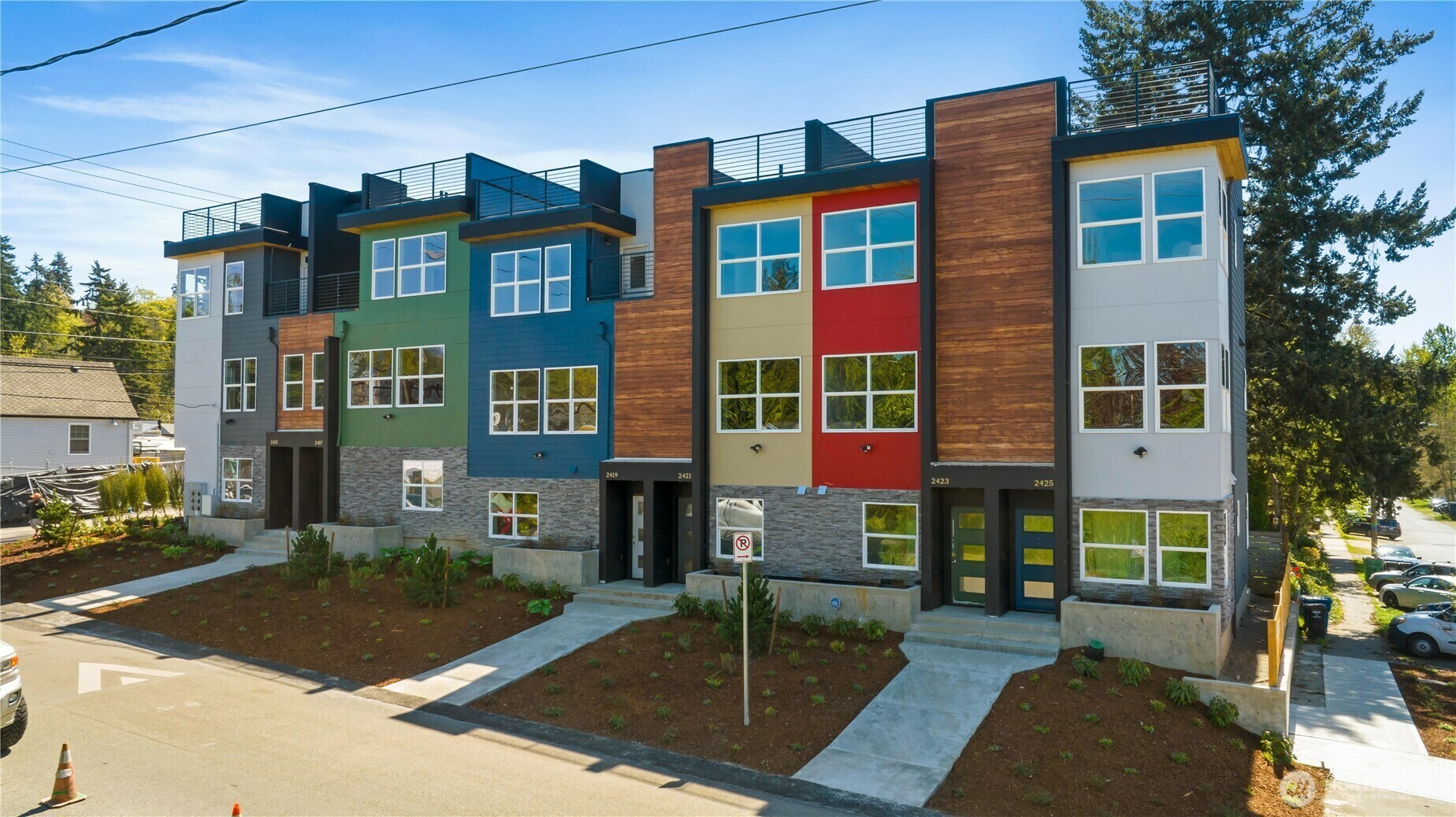 2425 SW Findlay Street  Seattle WA 98106 photo