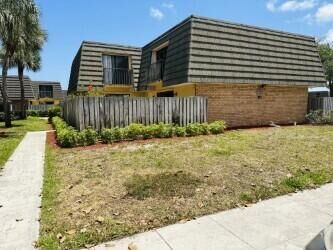 Property Photo:  736 7th Way  FL 33407 