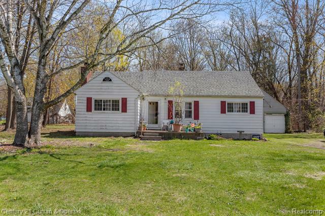 19497 Inkster Road  Brownstown Twp MI 48174 photo