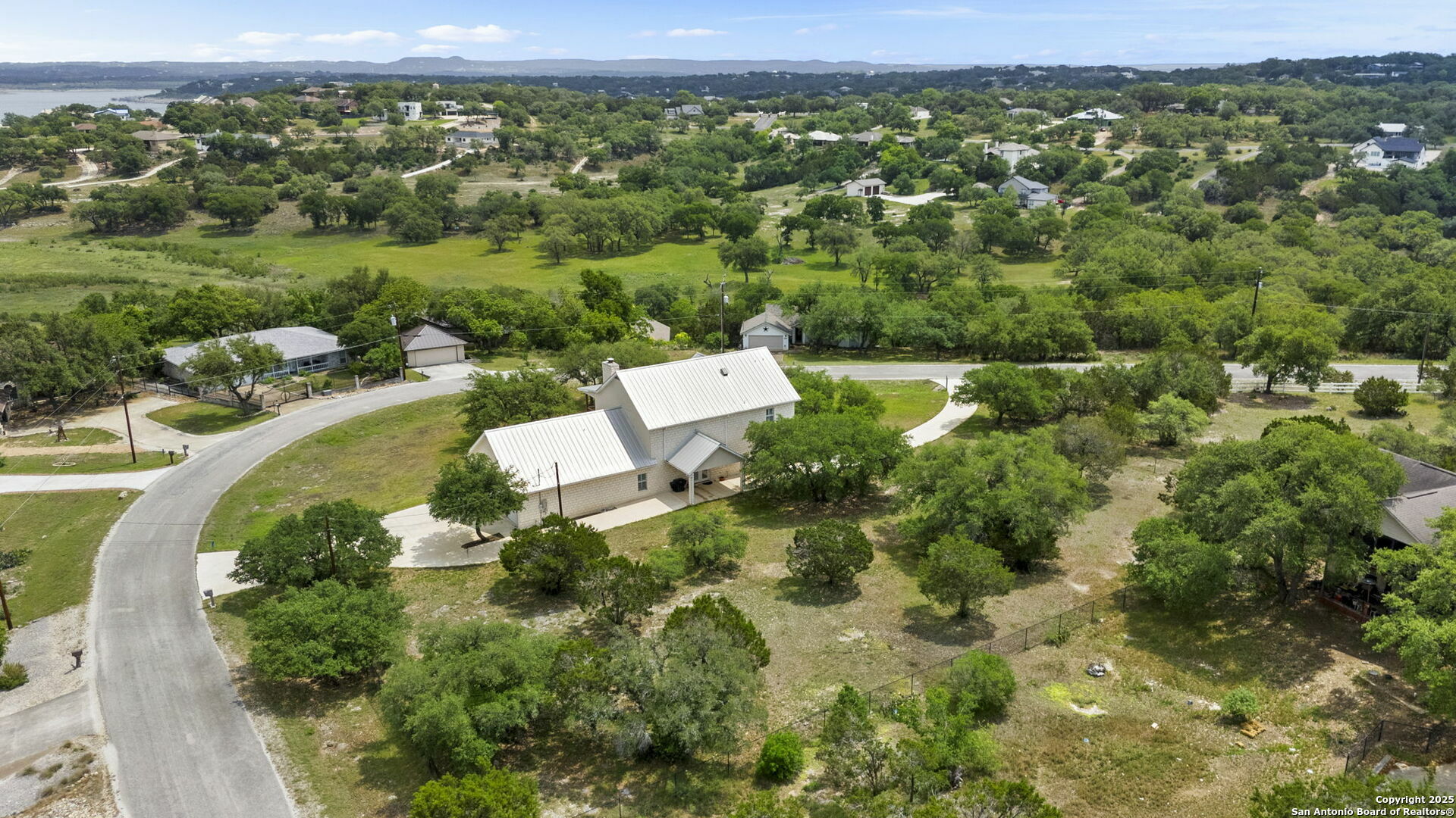Property Photo: 850 Andrew Run TX 78133