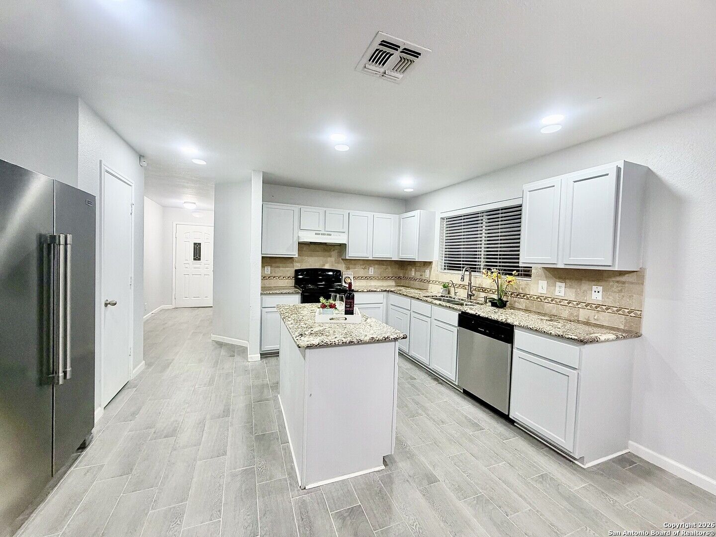 Property Photo:  5807 Barton Hollow  TX 78249 