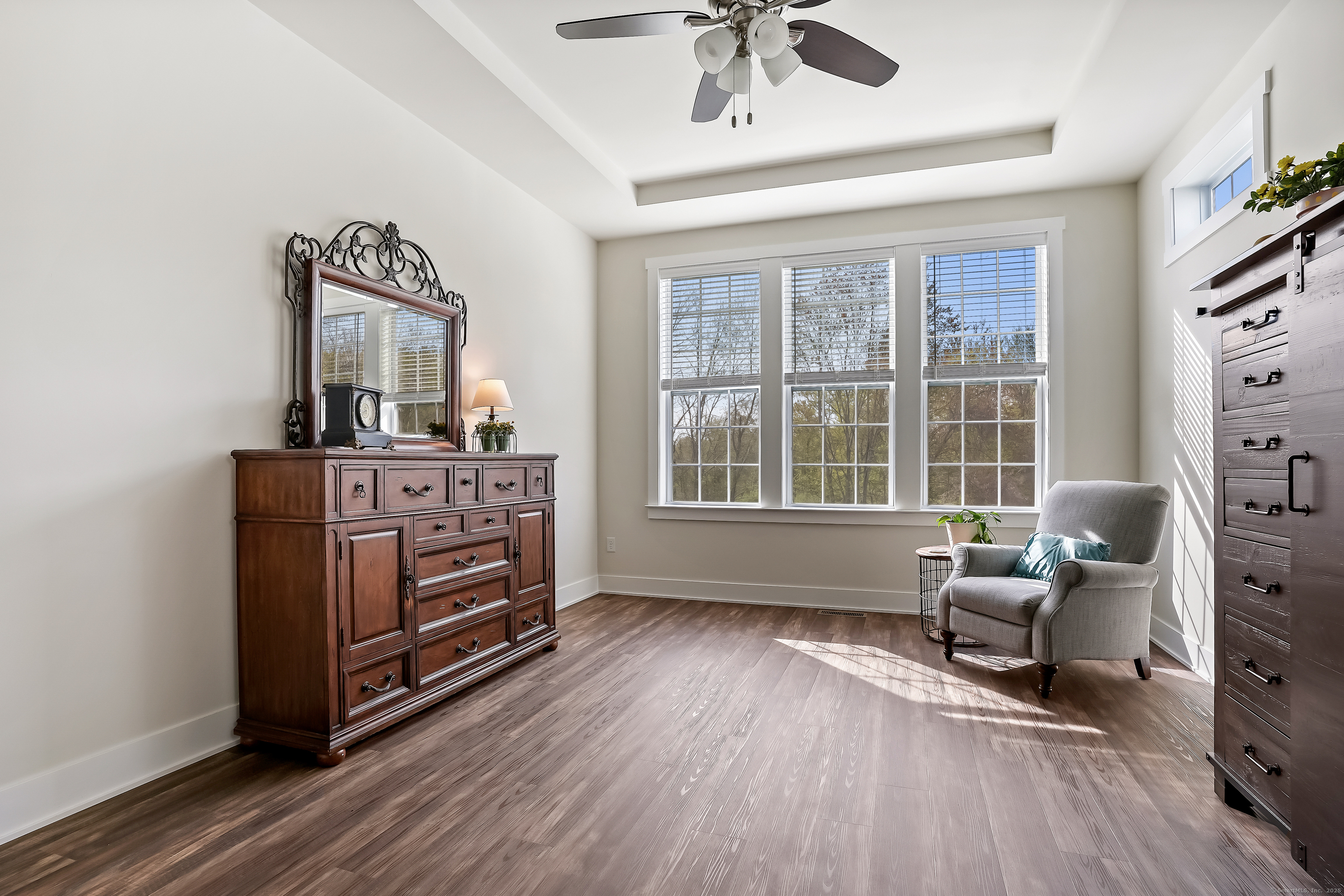 Property Photo: 14 Enclave Circle 14 CT 06470