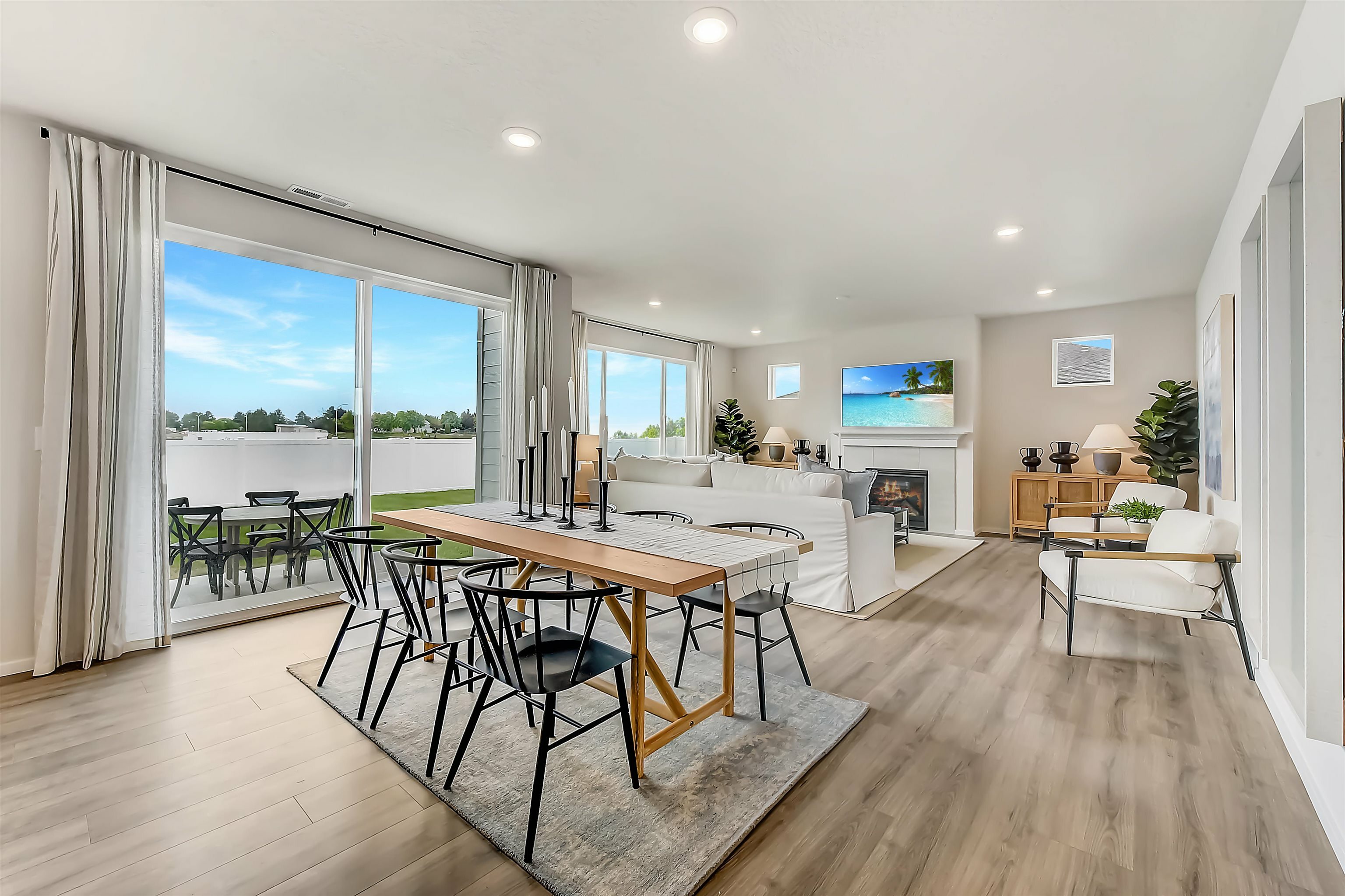 Property Photo: 7205 S Boulder Ridge Dr WA 99224