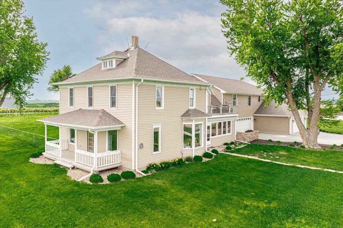 Property Photo: 31506 Pioneer Trail IA 51575