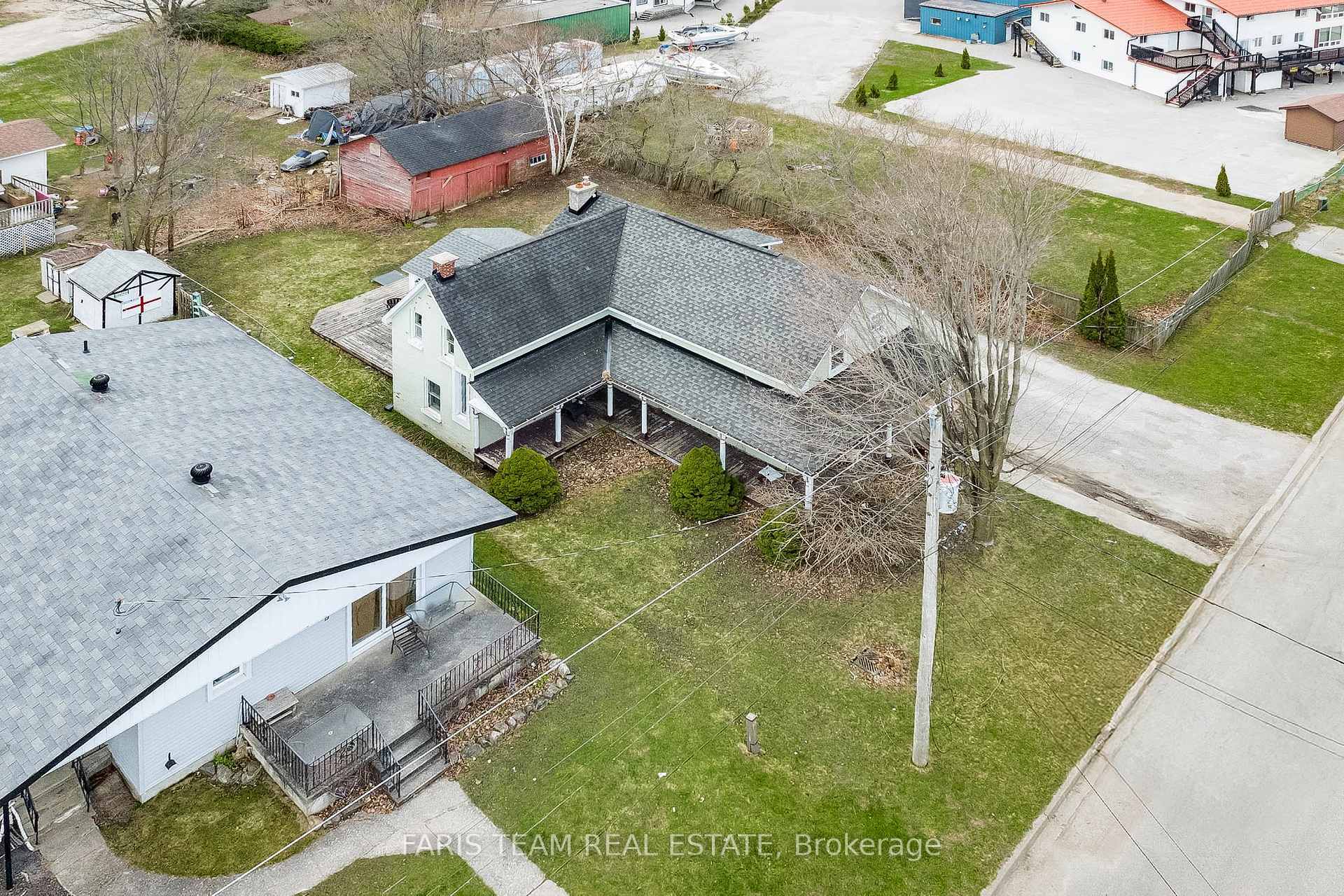 Property Photo: 10 Wolfe Street ON L9M 1B9