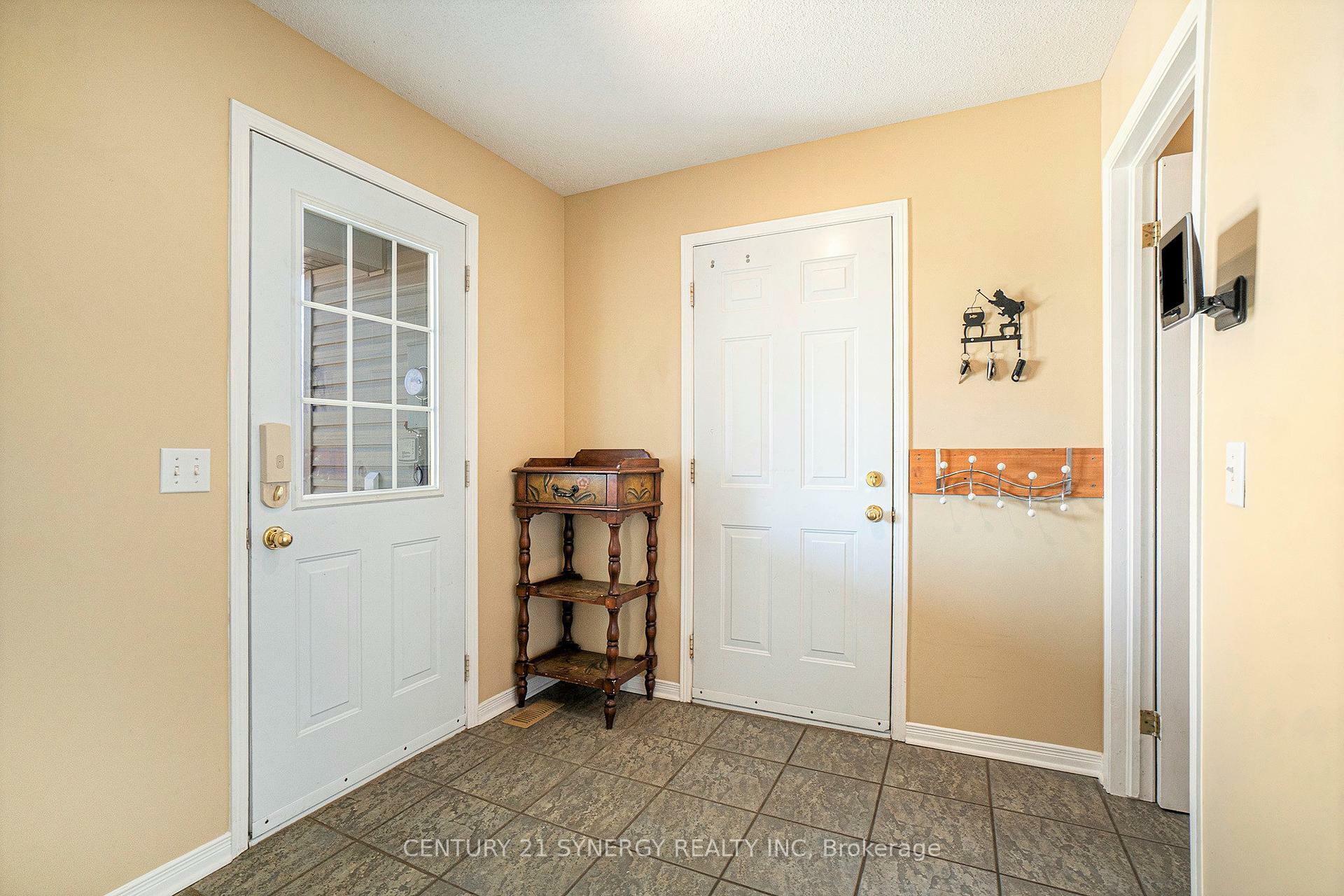 Property Photo: 40 Empress Drive ON K0G 1J0
