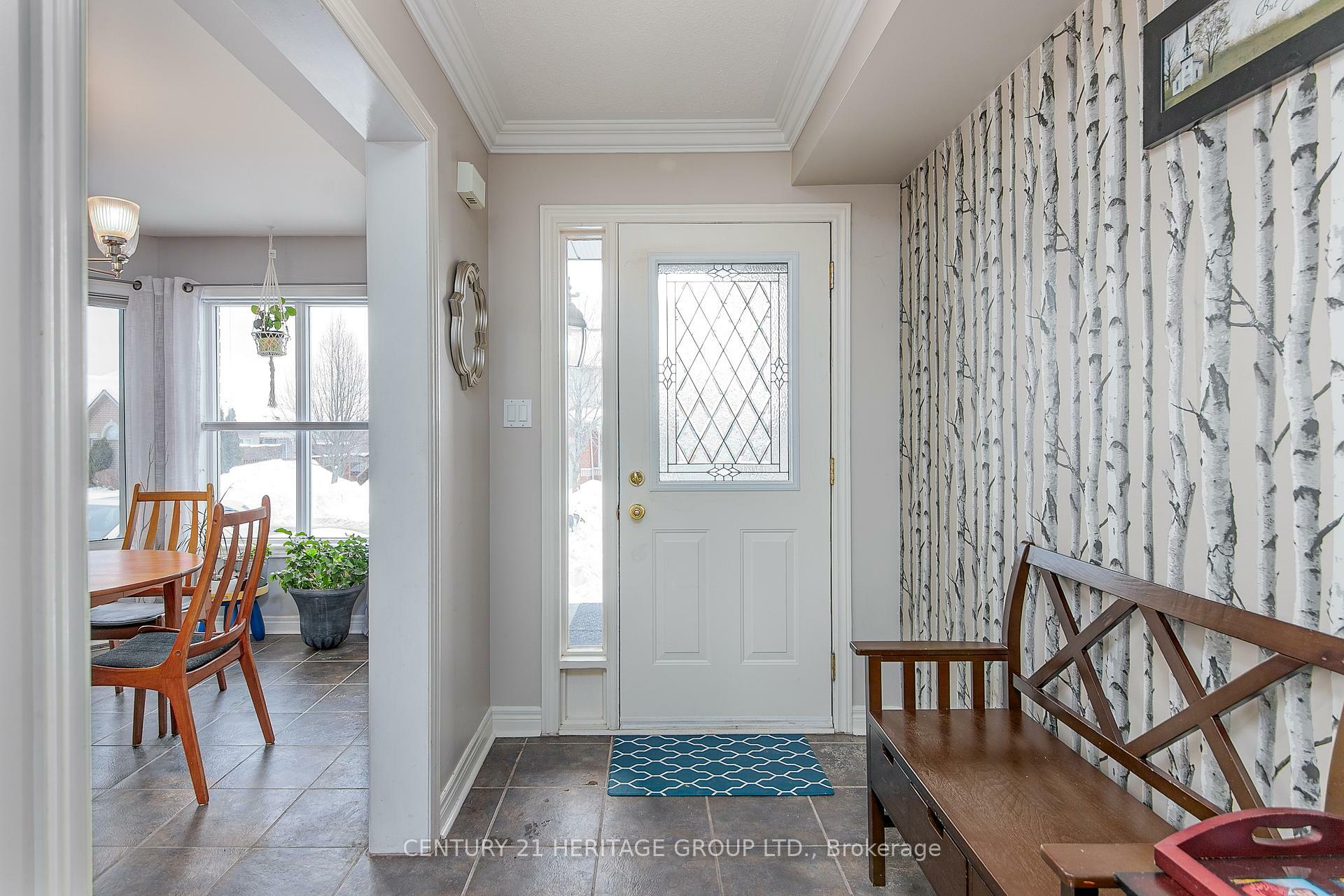Property Photo: 4 Artisan Lane ON L9R 2G1