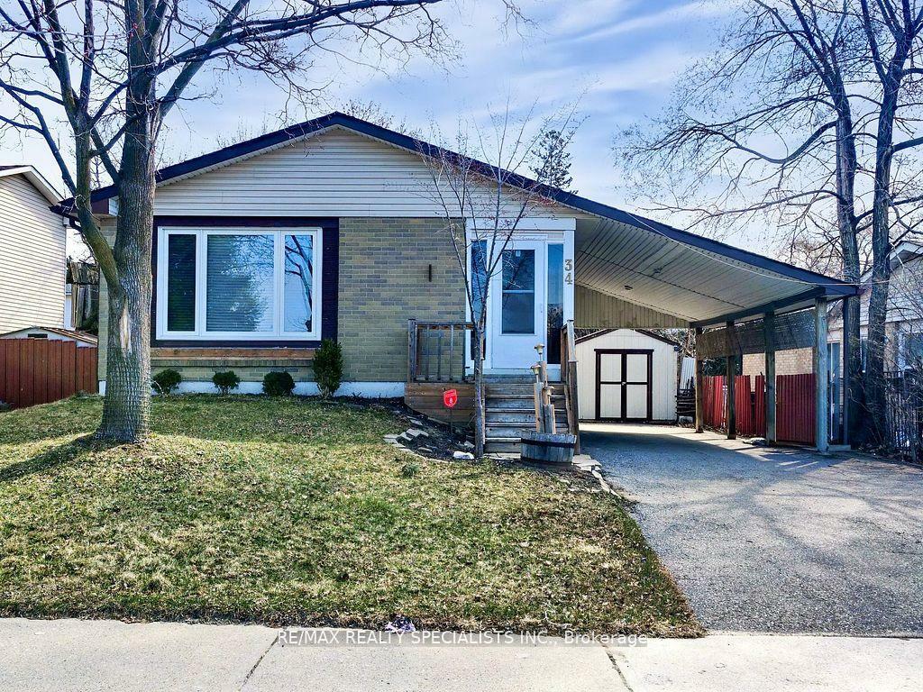 Property Photo: 34 Madoc Drive ON L6V 1Z9
