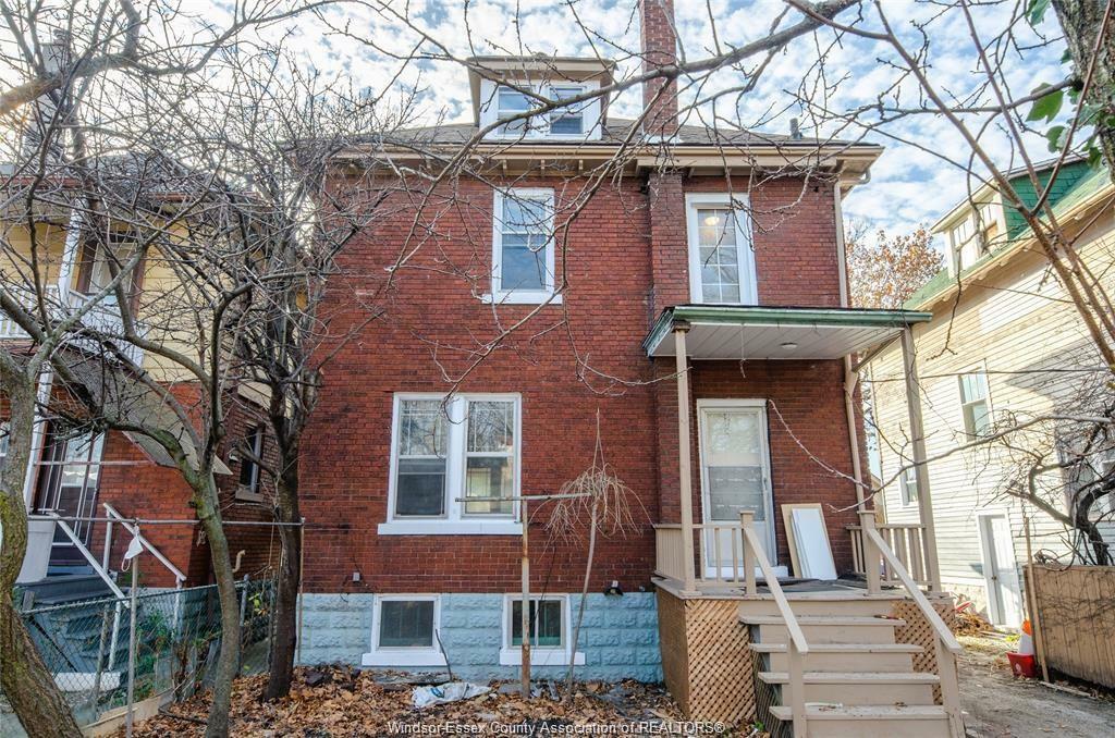 Property Photo: 970 Dougall Avenue ON N9A 4R1