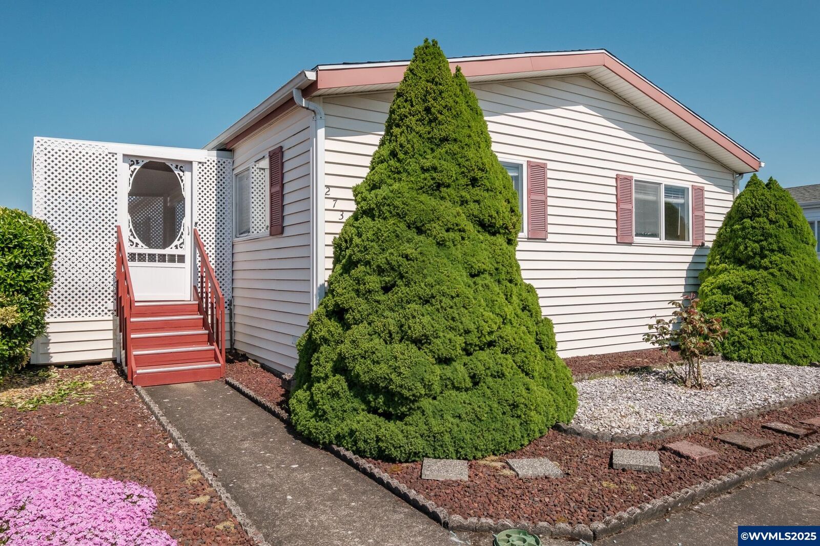 Property Photo:  2730 Oakland Lp SE  OR 97317 