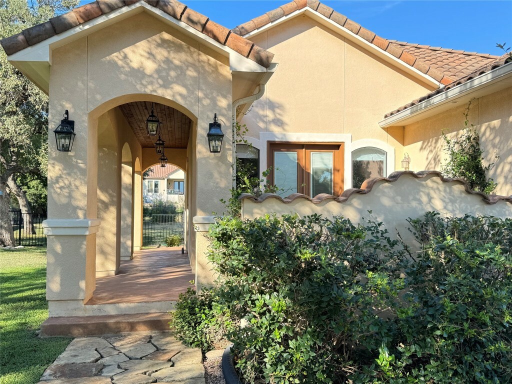 Property Photo: 15100 Lariat Trail TX 78734