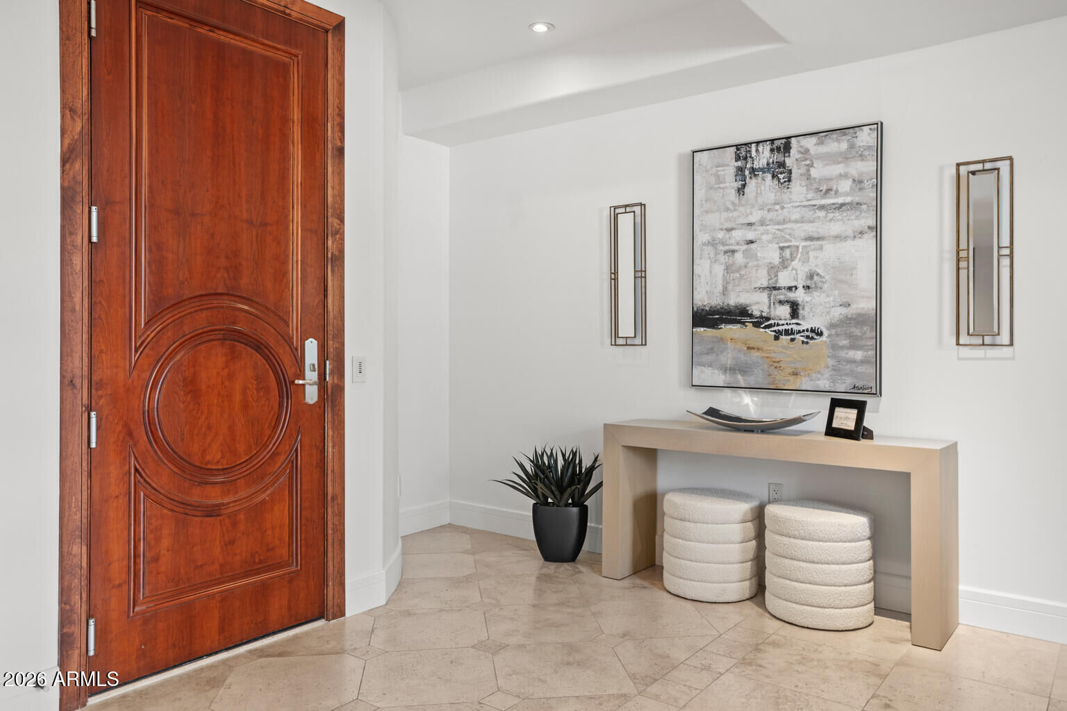 Property Photo:  2402 E Esplanade Lane 204  AZ 85016 