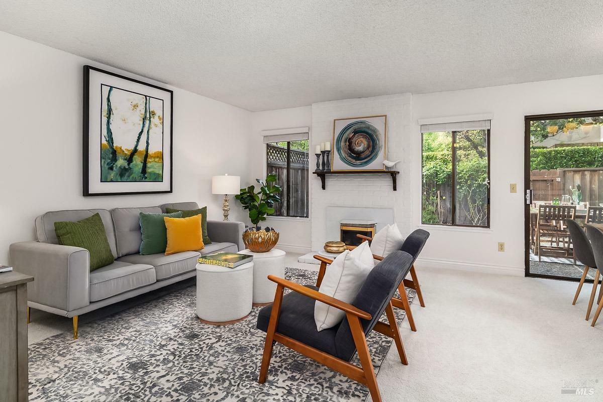 Property Photo: 728 Walnut Court CA 94945