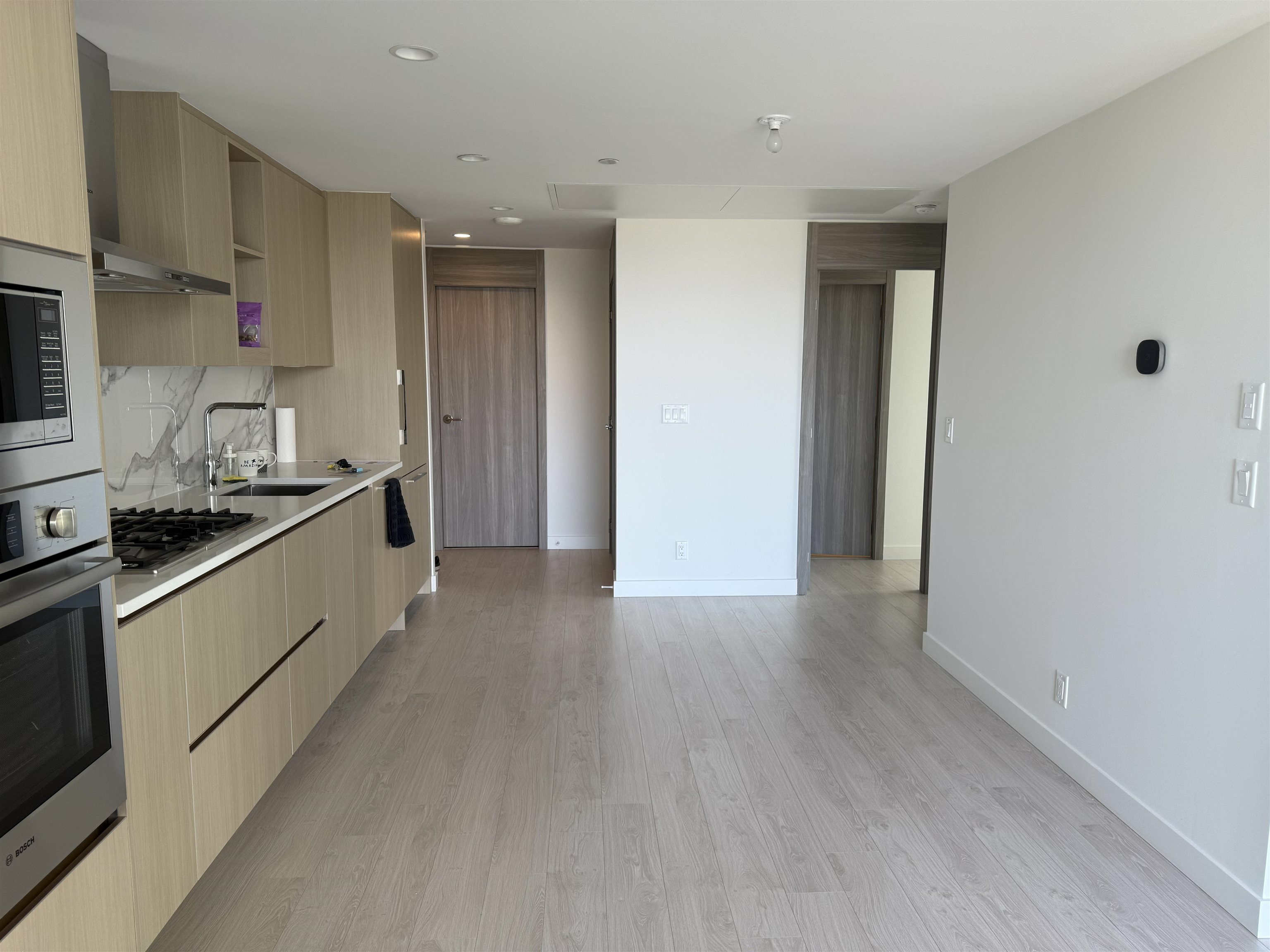 Property Photo:  4890 Lougheed Highway 1604  BC V5C 0N2 