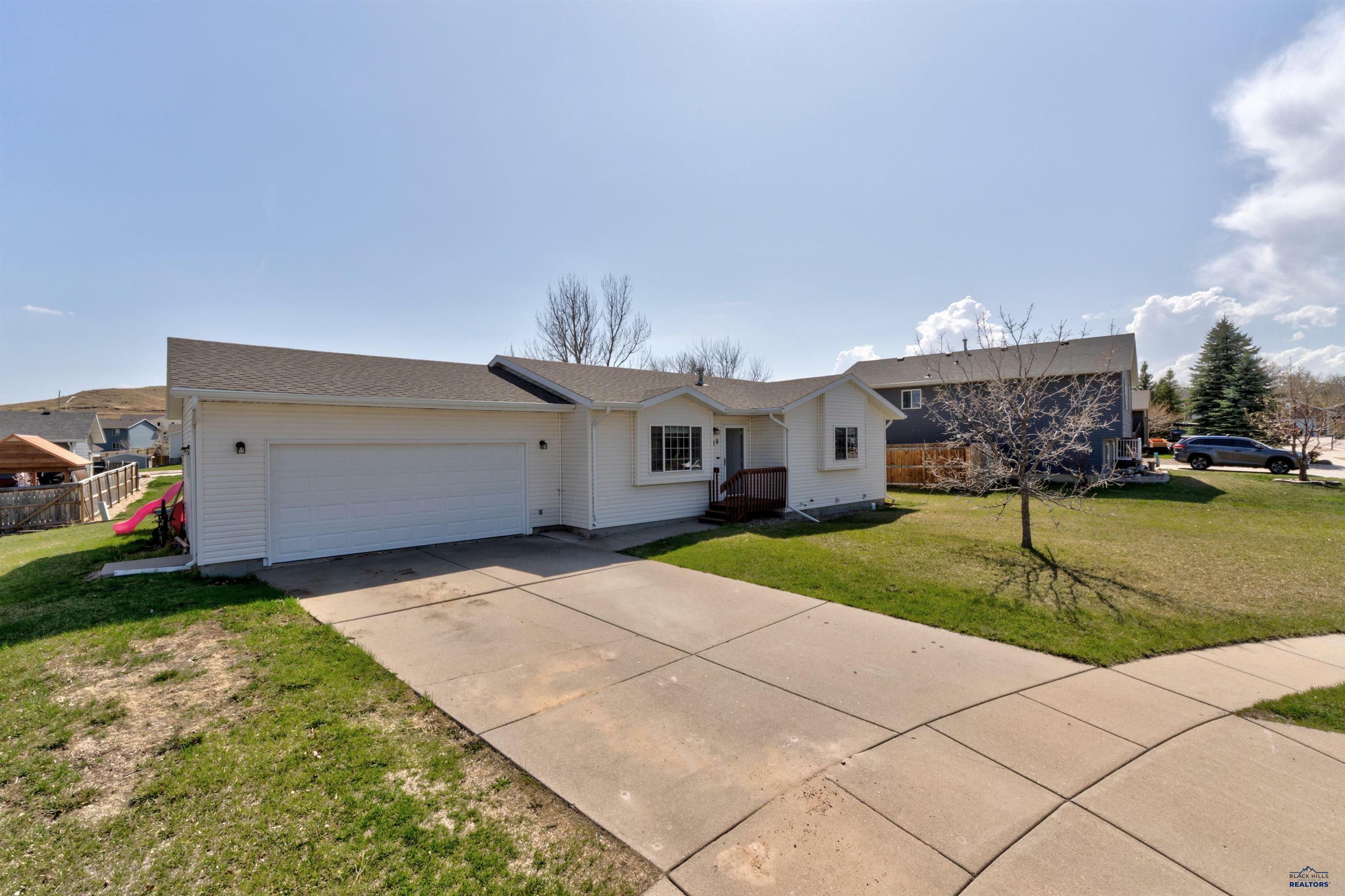 Property Photo: 119 Soldier Field Ct SD 57701