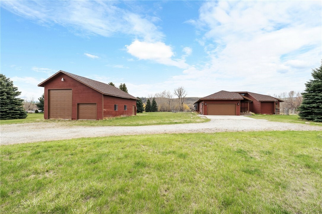 Property Photo:  15 Rosebud  MT 59001 