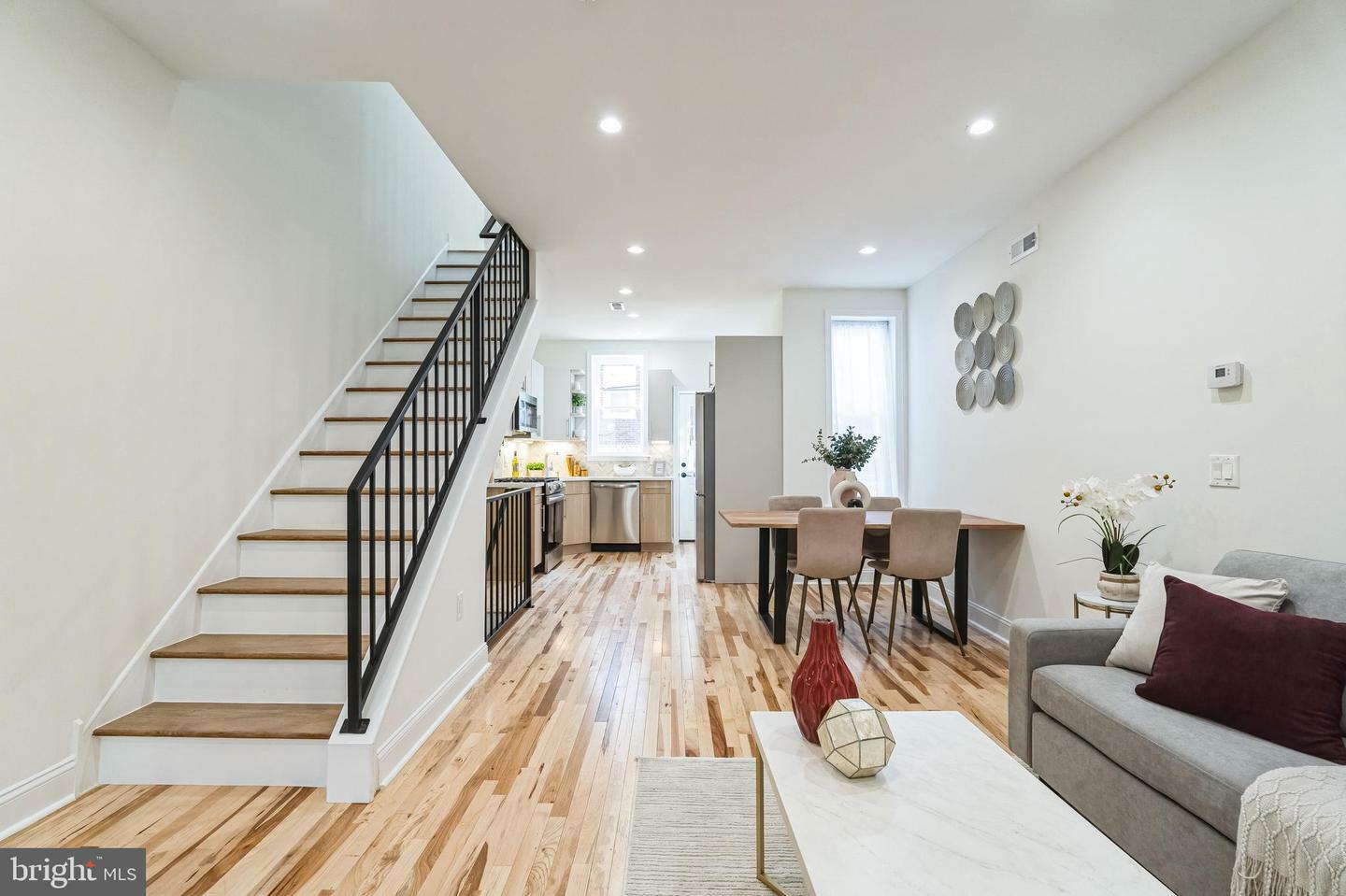 Property Photo:  921 S Conestoga Street  PA 19143 