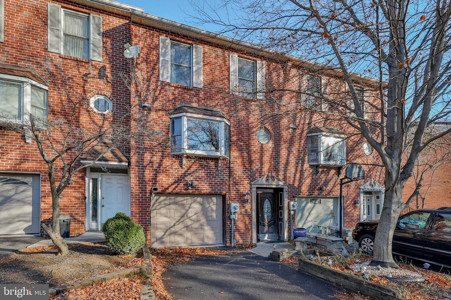 Property Photo:  1881 Redwood Drive  PA 18052 