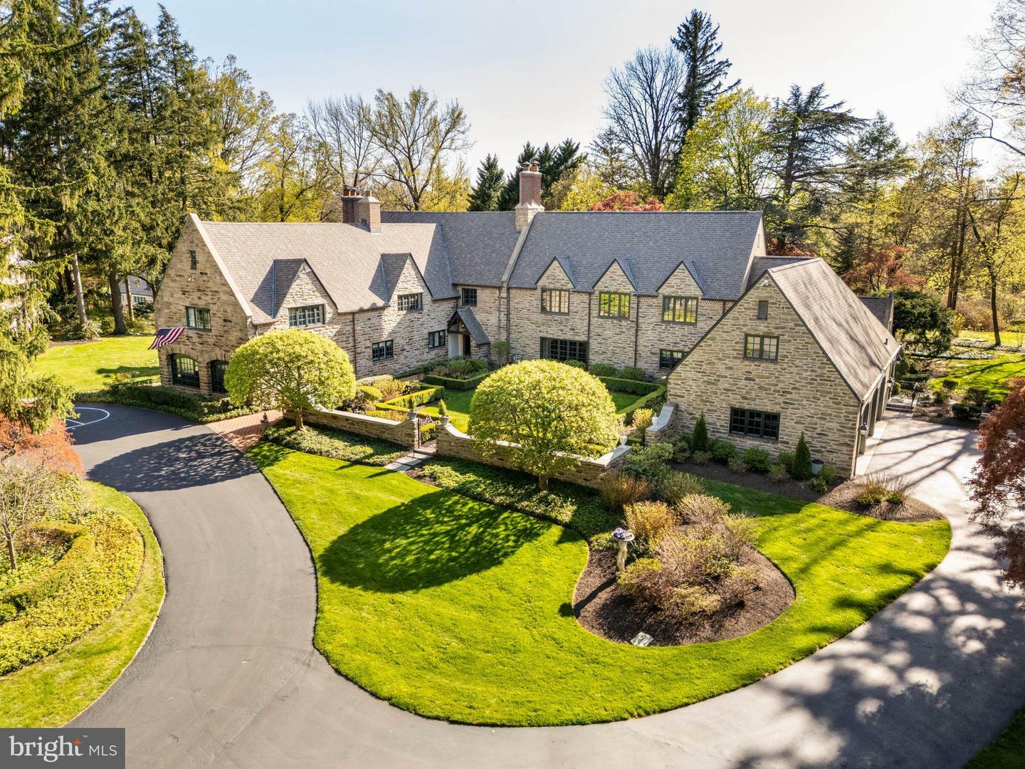 458 Huston Road  Wayne PA 19087 photo