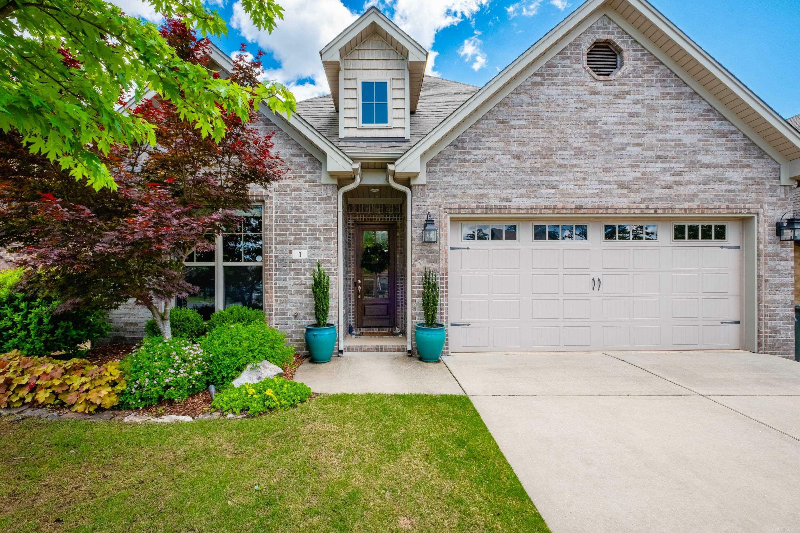 Property Photo: 1 Creekwood Court AR 72223