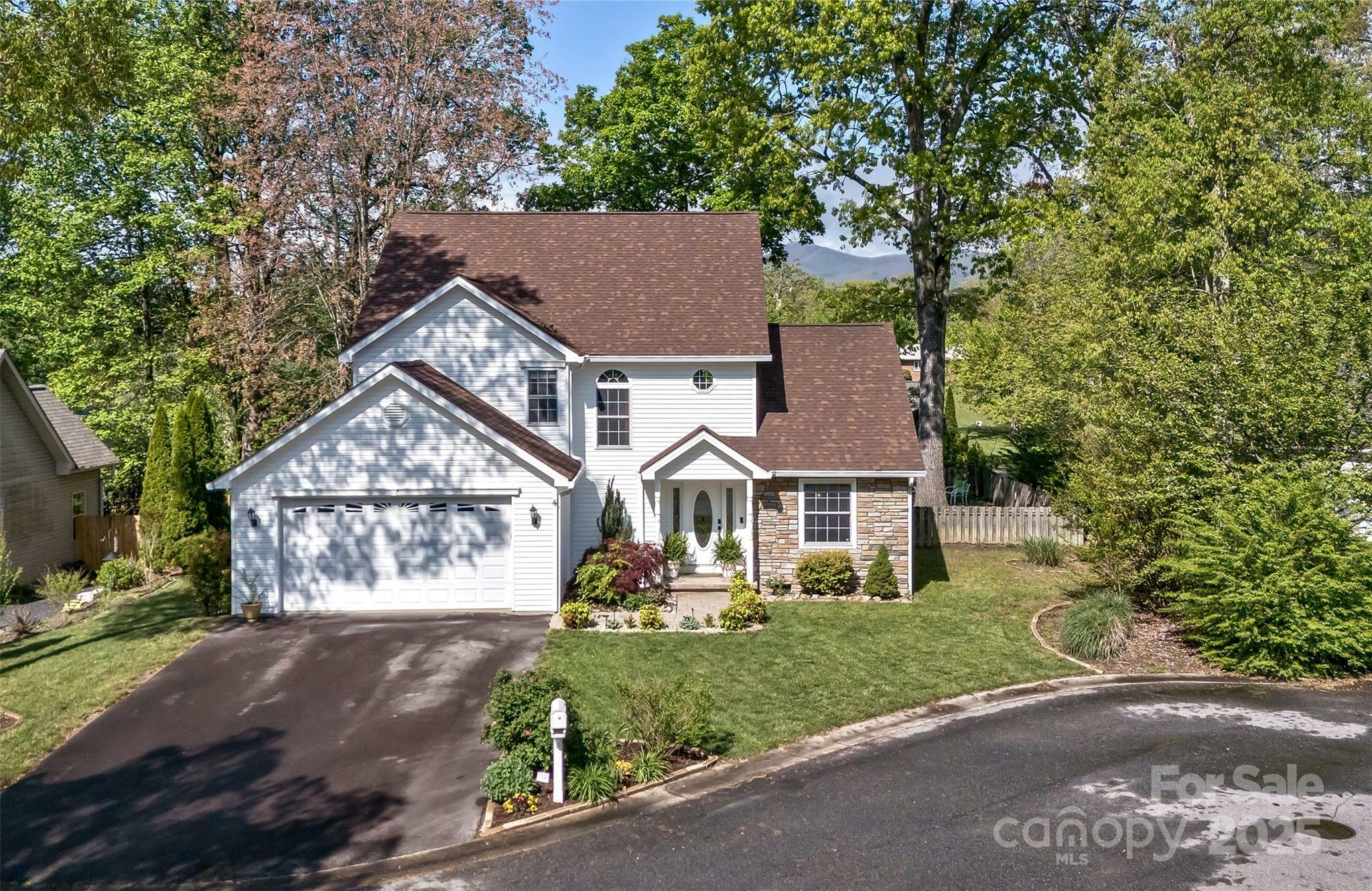 301 Theron Court  Candler NC 28715 photo