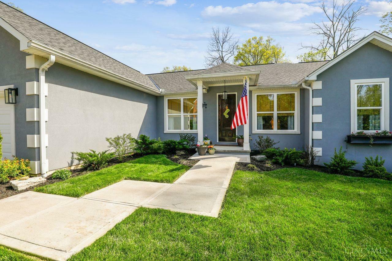 Property Photo: 445 Ashsteade Lane OH 45255