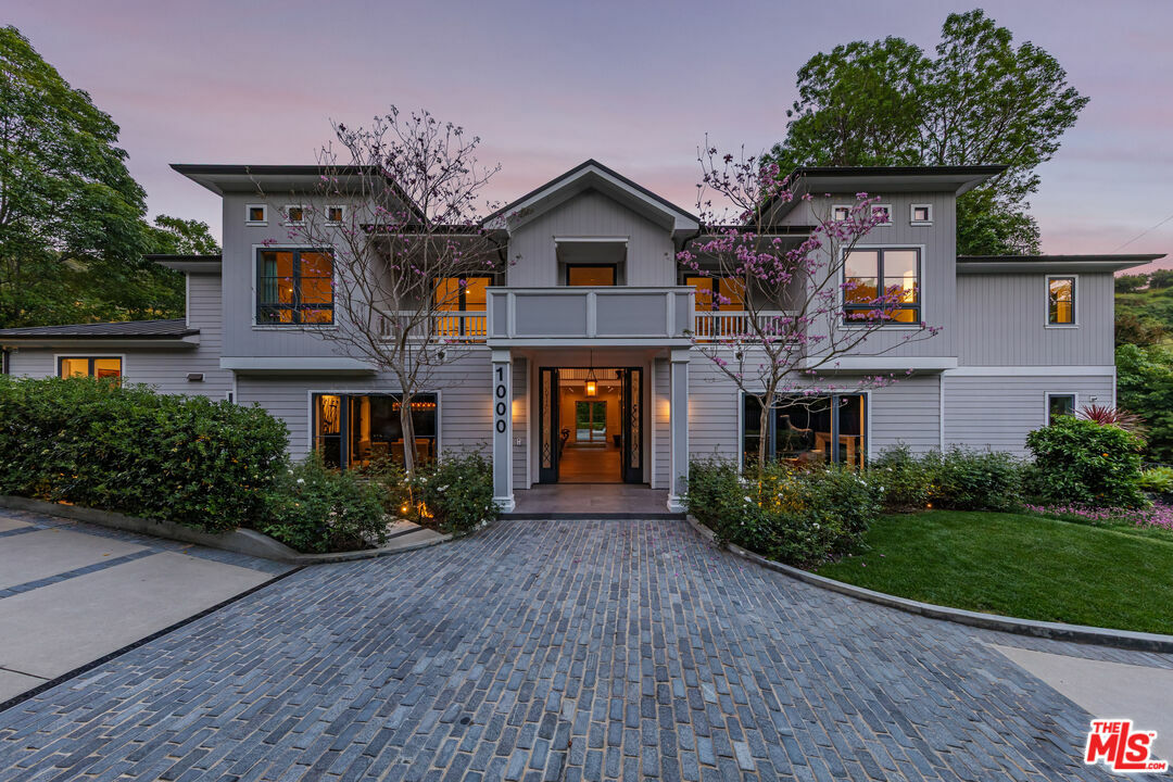 Property Photo: 1000 N Norman Pl CA 90049