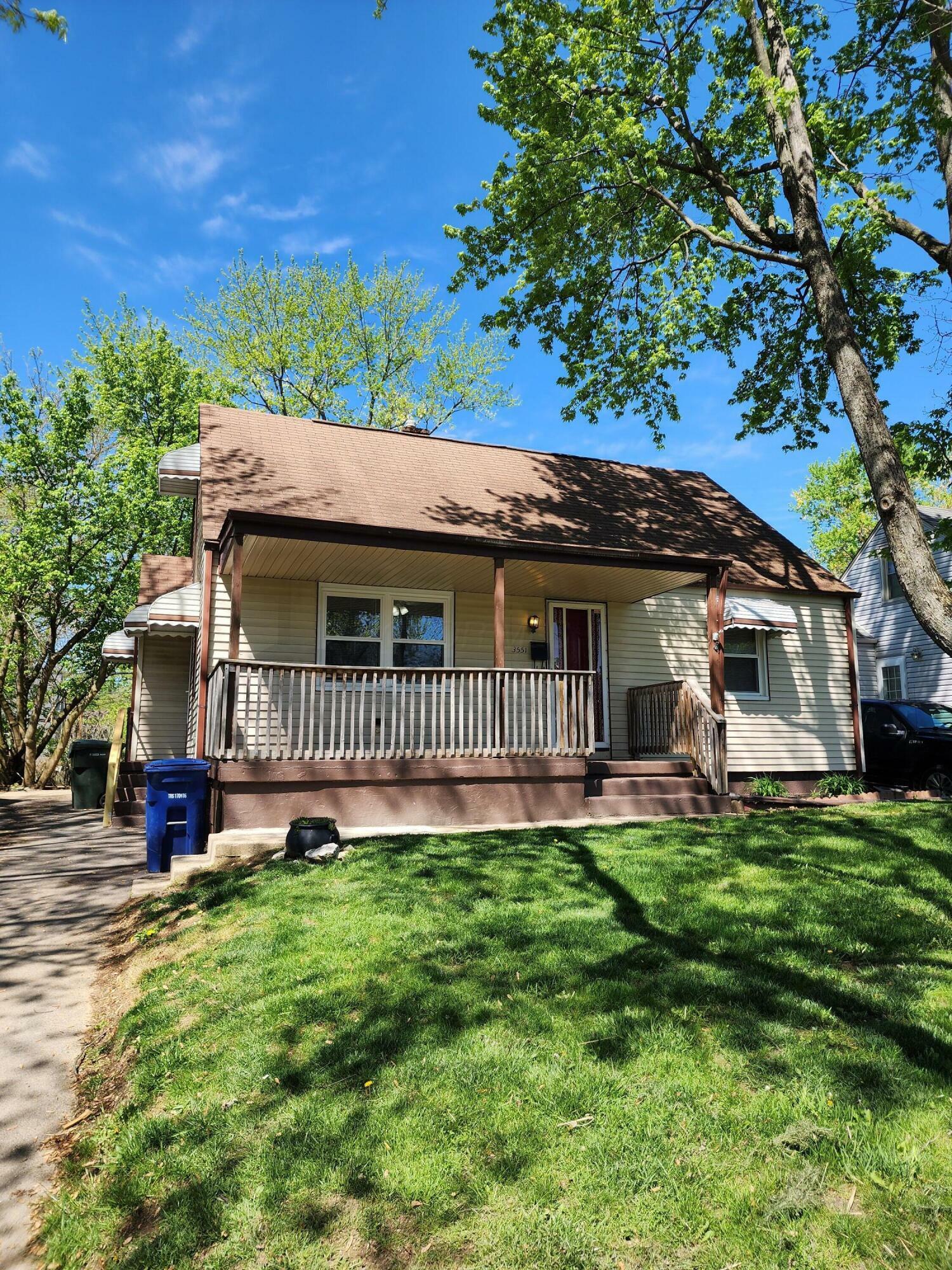 Property Photo: 3551 Dresden Street OH 43224