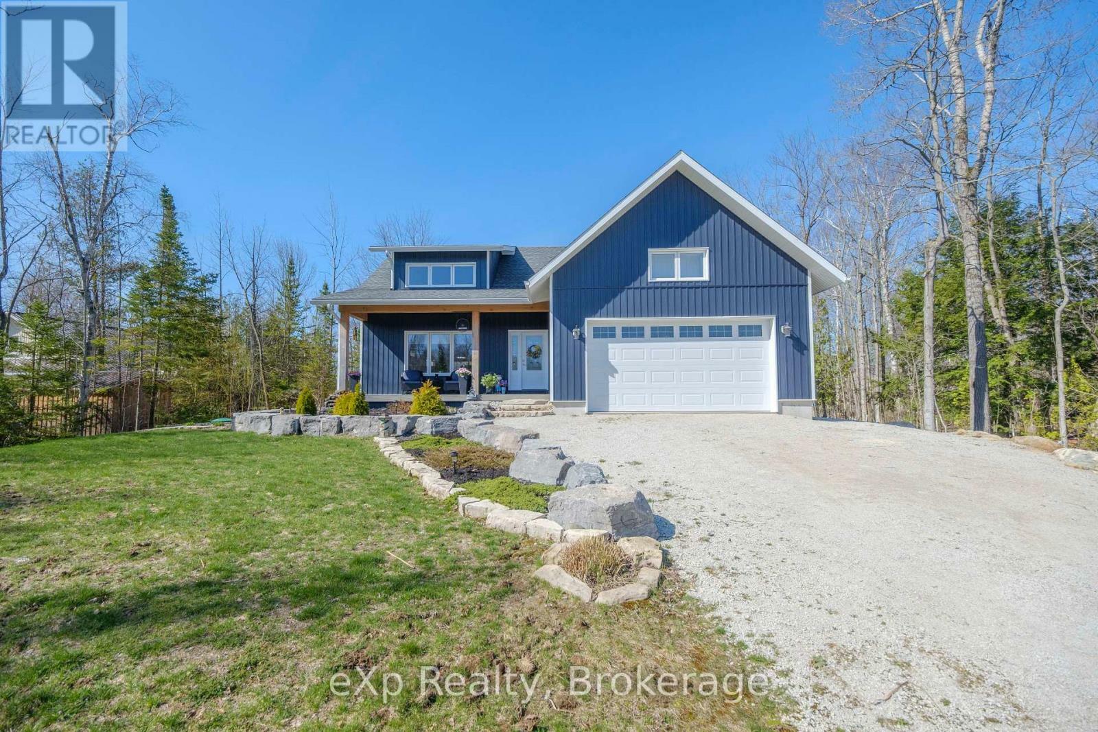 Property Photo:  94 Birch Street  ON N0H 2G0 