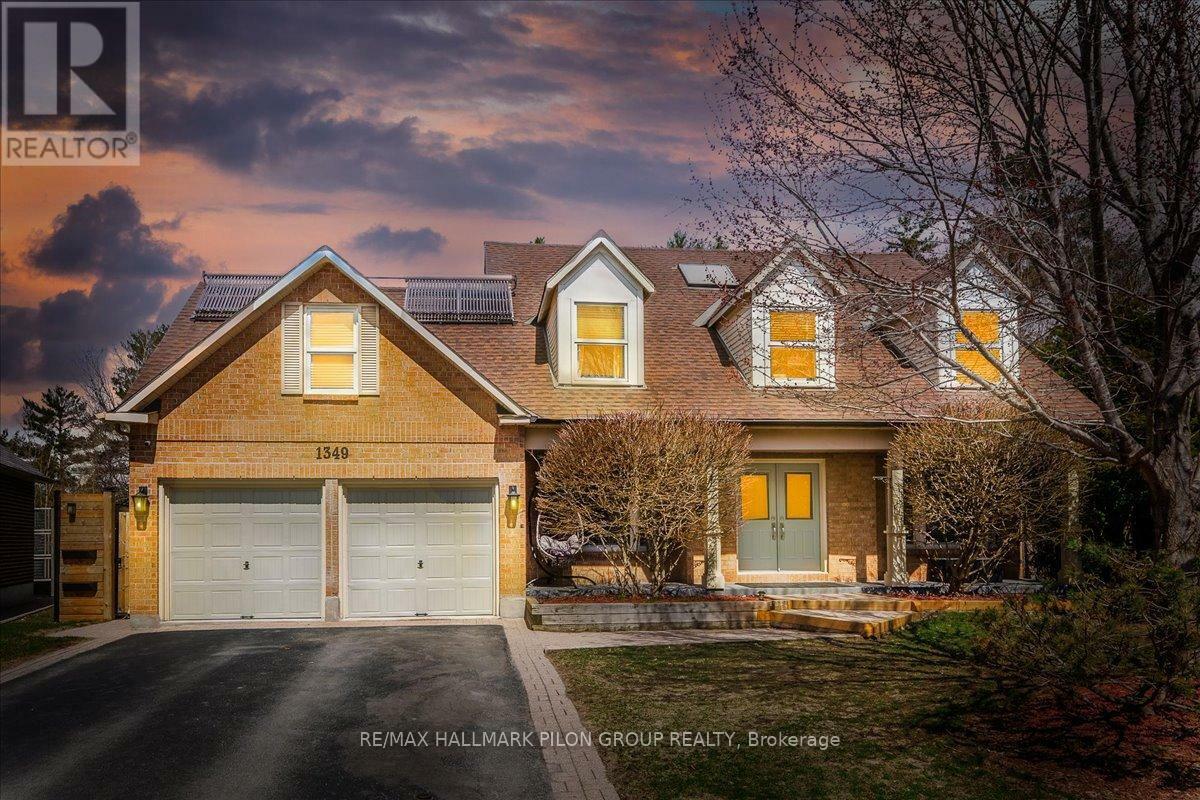 1349 Fallingbrook Ridge  Ottawa ON K4A 2A8 photo