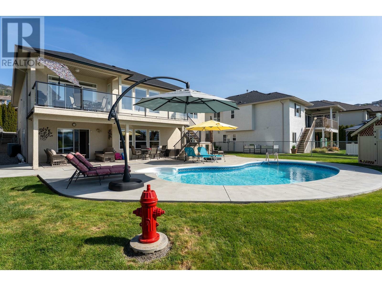 Property Photo: 2571 Bridlehill Court BC V4T 2W2