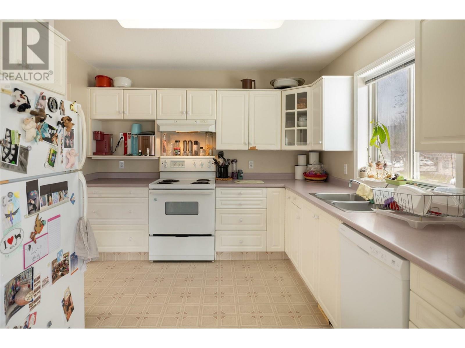 Property Photo:  430 McLennan Crescent  BC V1X 7M9 