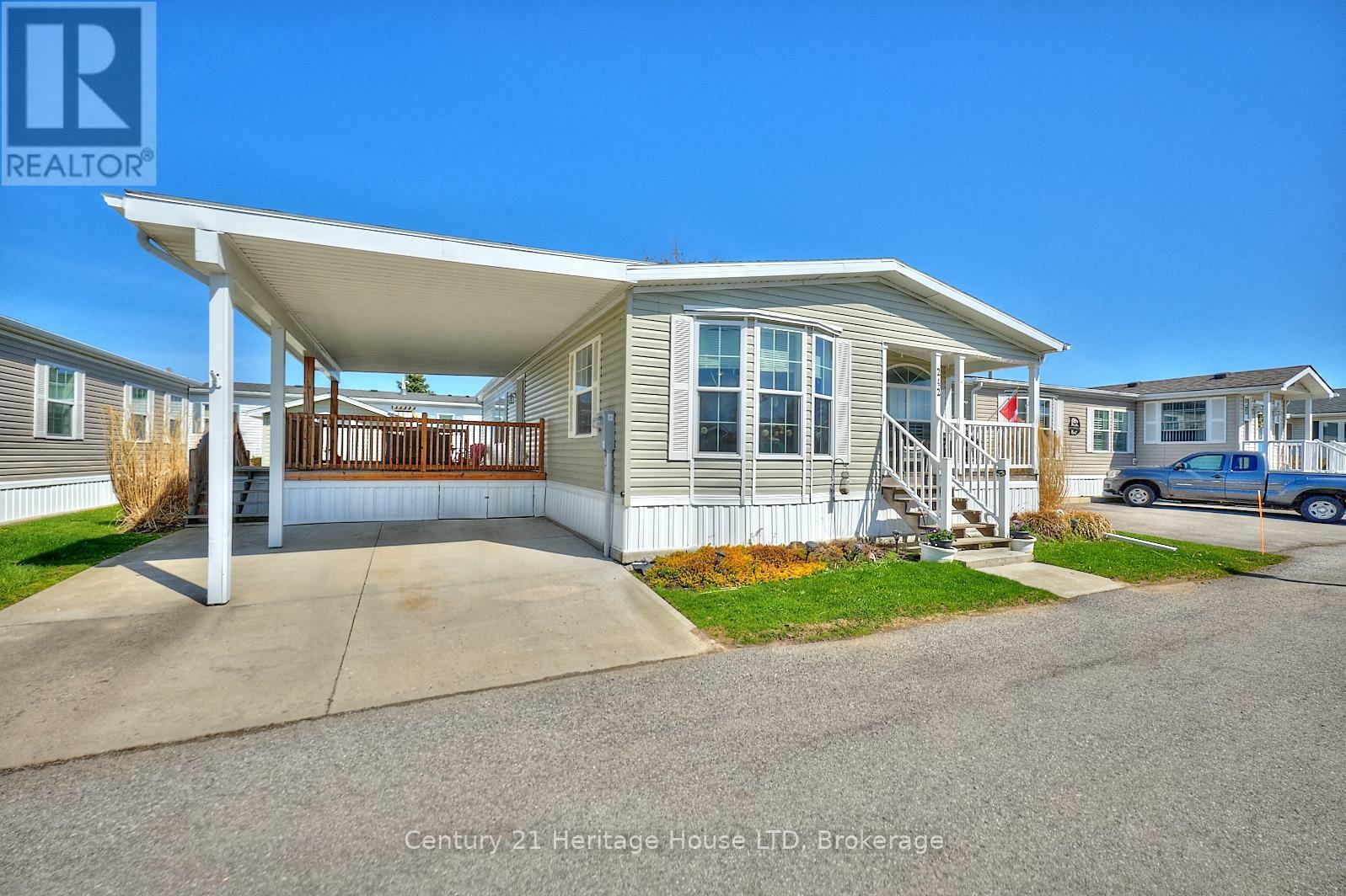 3033 Townline Road 242  Fort Erie (Black Creek) ON L0S 1S1 photo