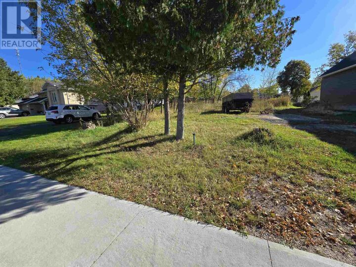 Property Photo:  Lot 31 Sixteenth Ave  ON P9N 3N1