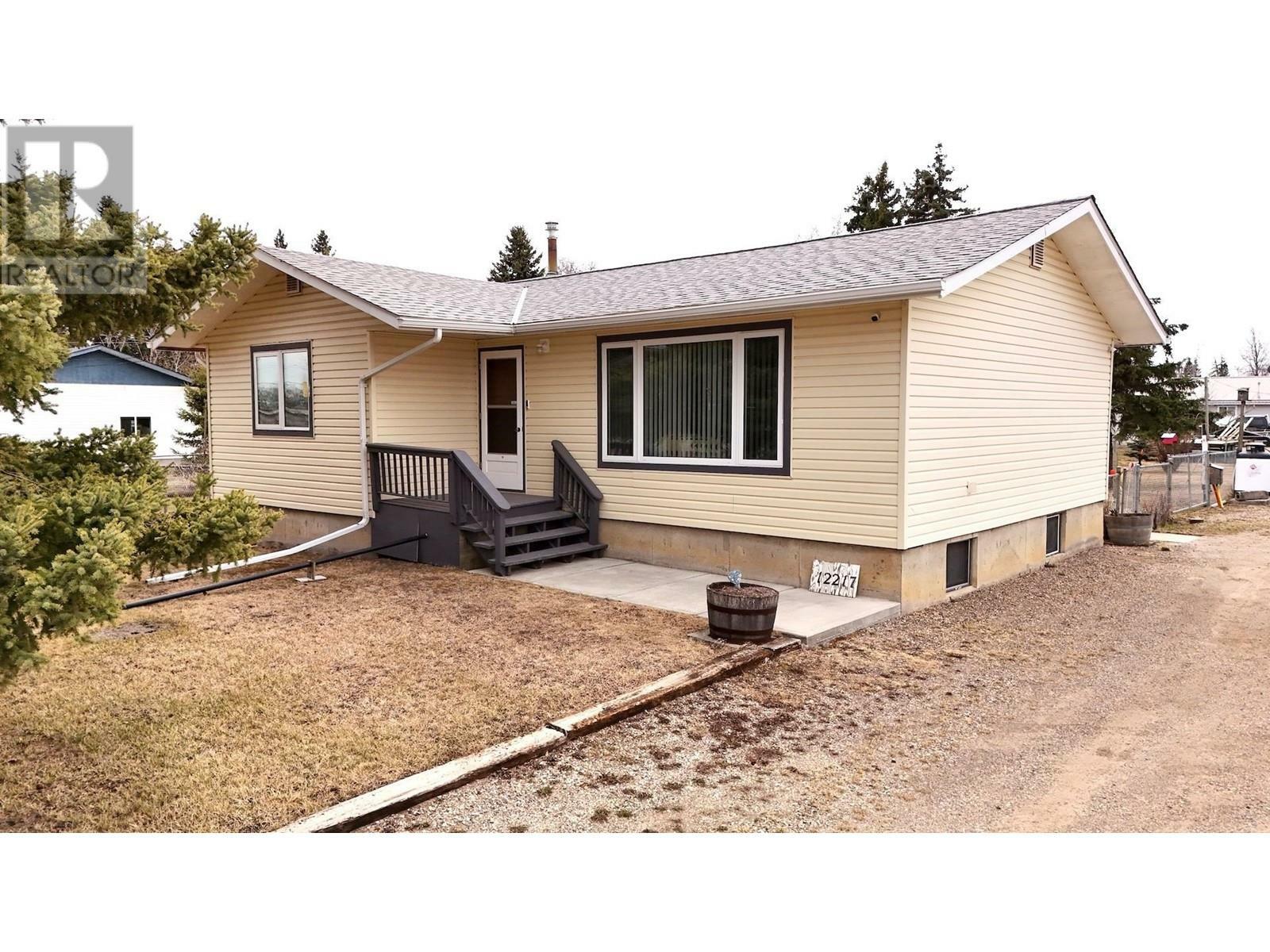Photo de la propriété: 12217 Juniper Avenue BC V1J 8E5