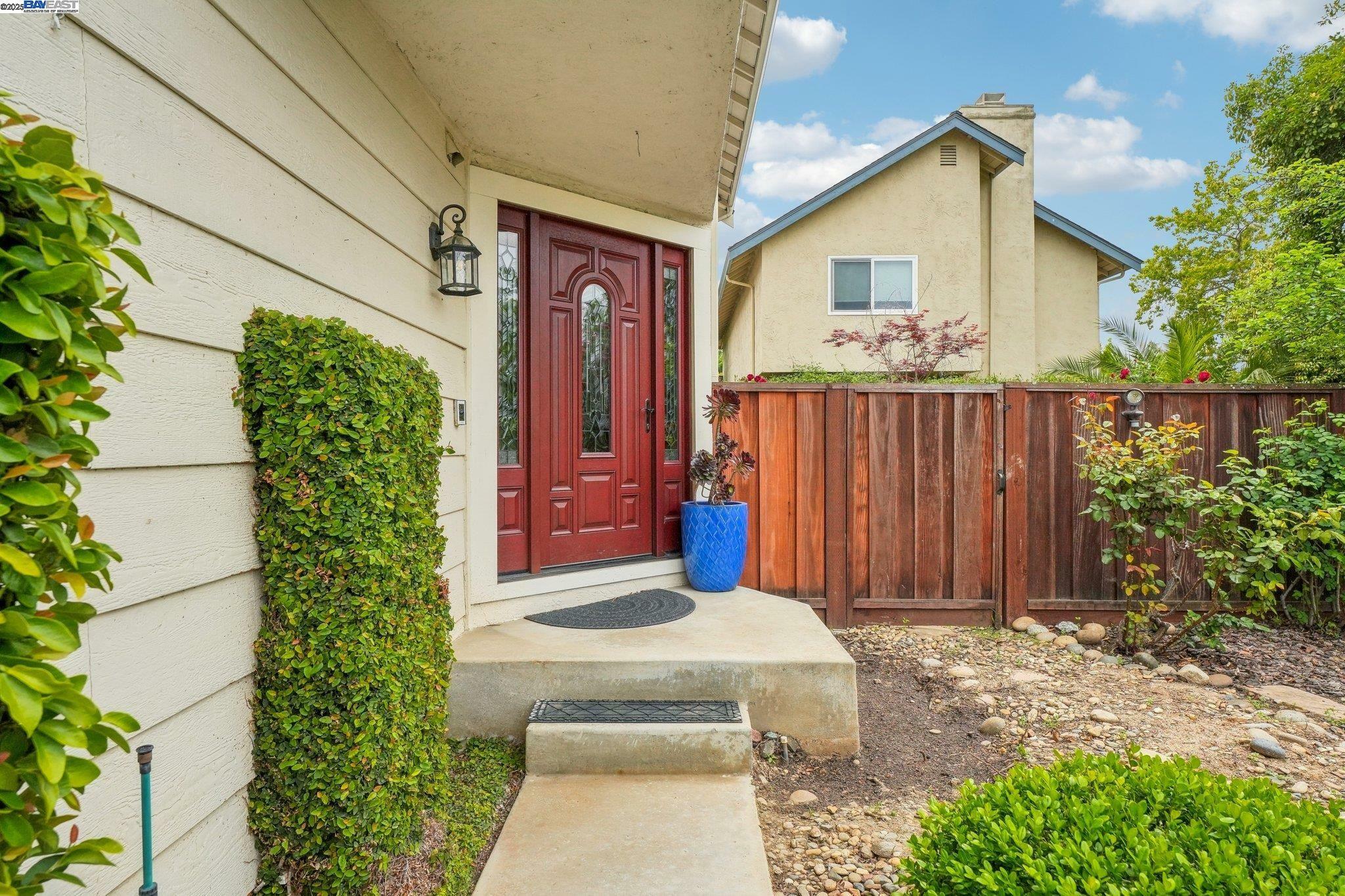 Property Photo: 2986 Liberty Dr CA 94566