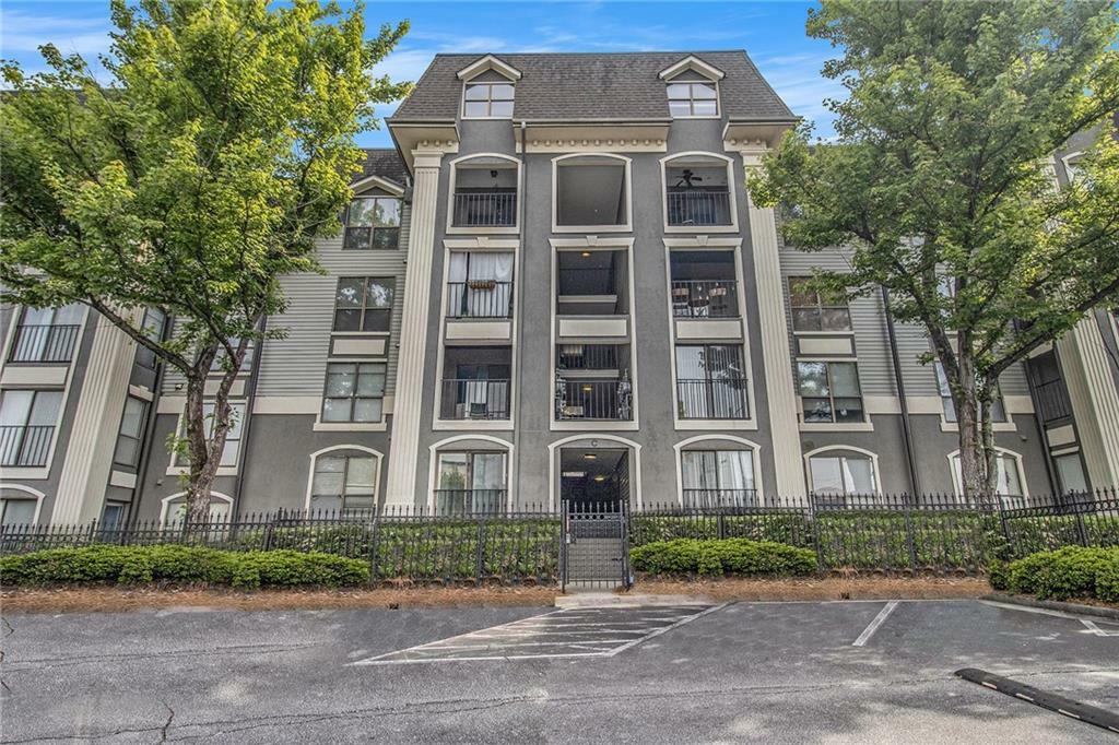 Property Photo: 2657 Lenox Road NE C38 GA 30324