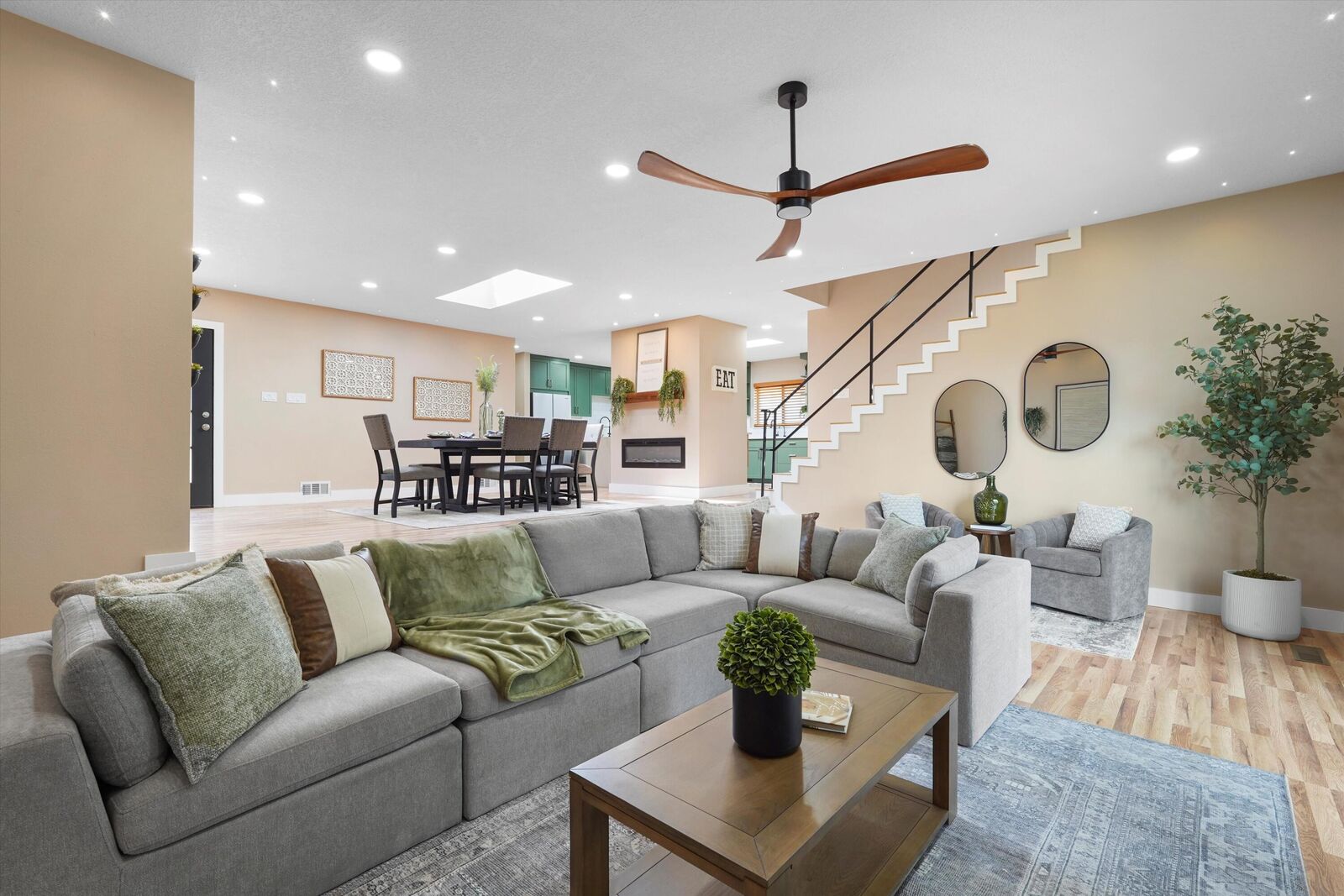 Property Photo: 2615 Vista Larga Avenue NE NM 87106
