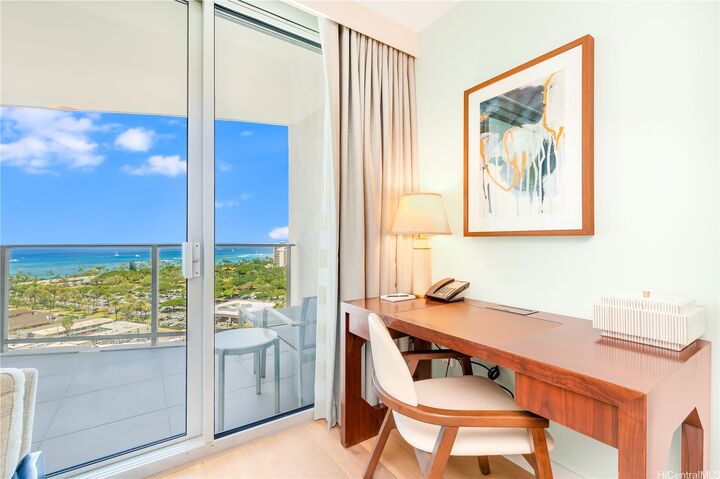 Property Photo: 2139 Kuhio Avenue 27th Floor HI 96815