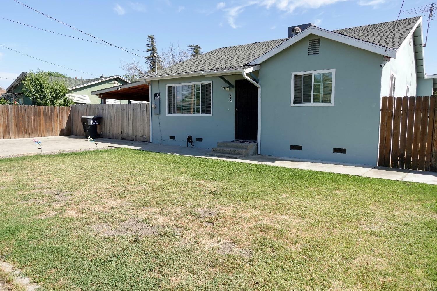 Property Photo: 215 W Vine Avenue CA 93291