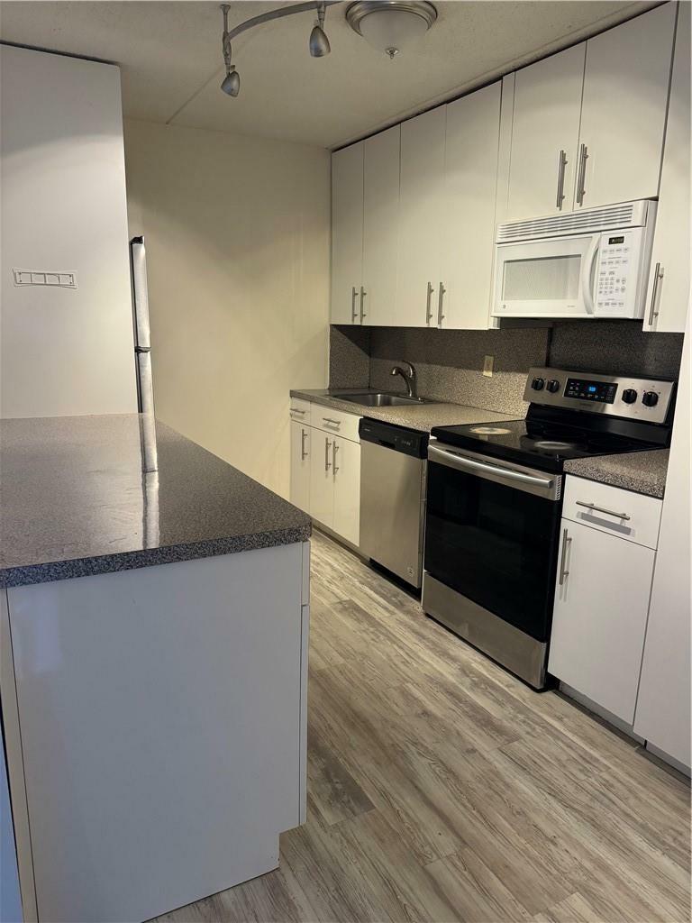 Property Photo: 35 Park Avenue 1D NY 10901