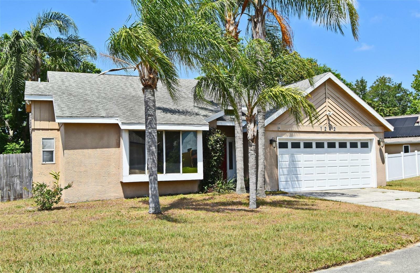 Property Photo: 1242 Ravida Woods Drive FL 32703