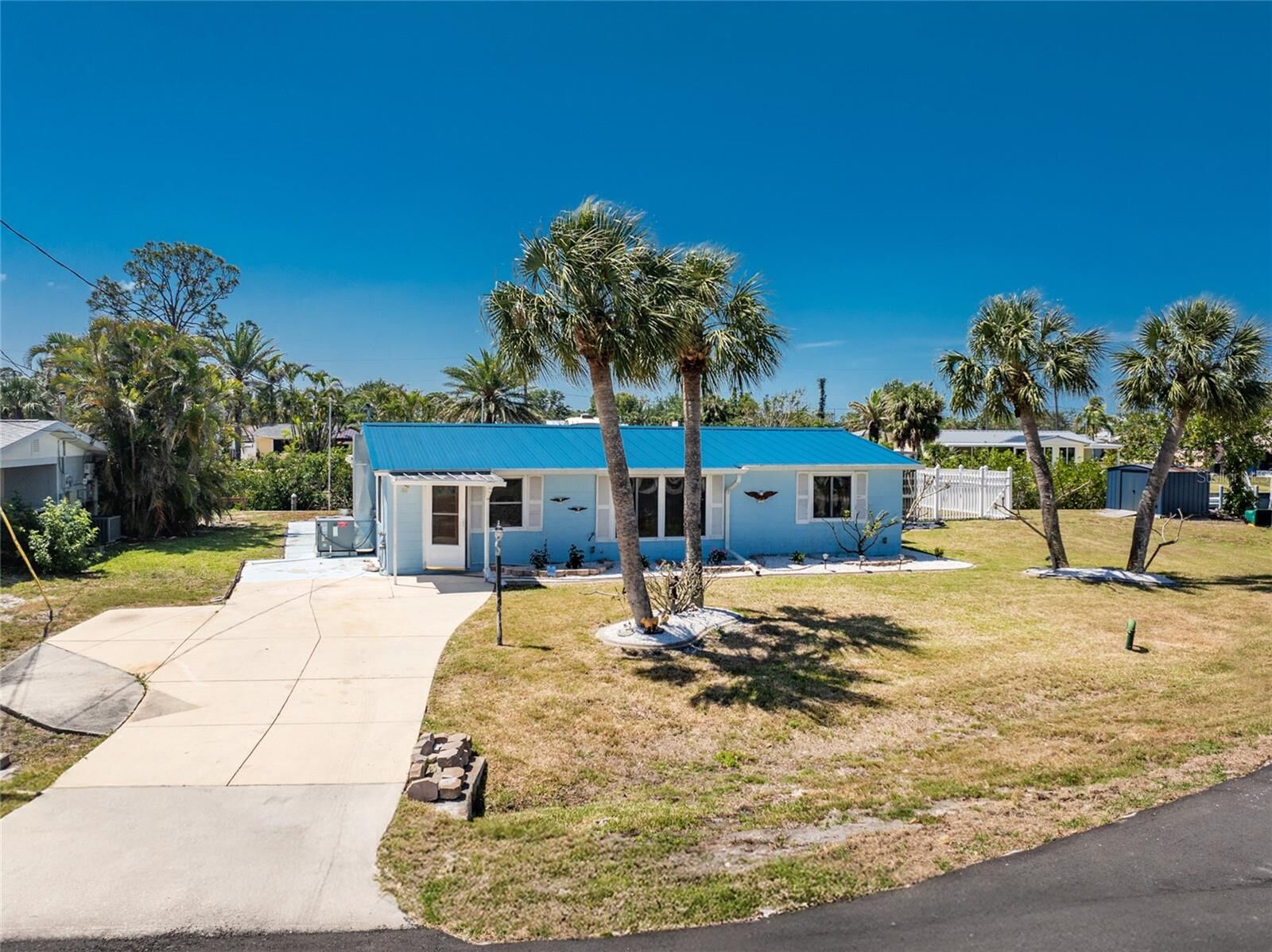 Property Photo:  1167 Delmar Street  FL 34224 