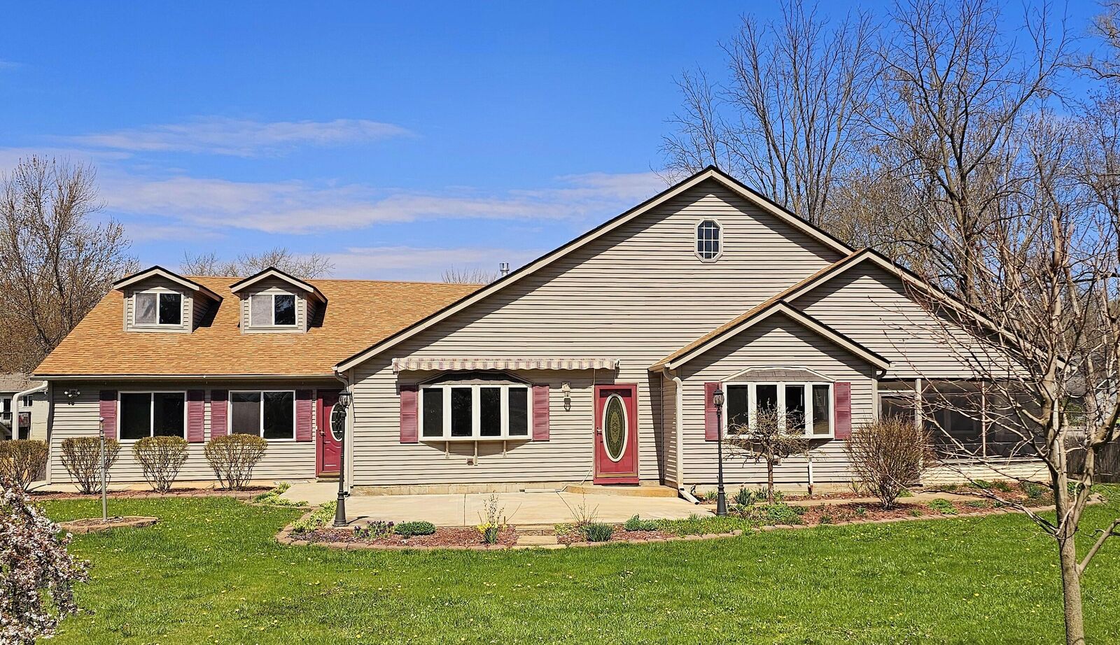 Property Photo:  N942 Rose Dr  WI 53128 
