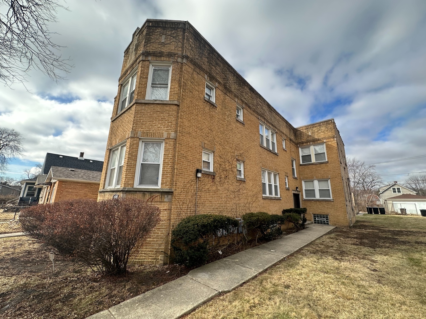 Property Photo: 11468 S Church Street IL 60643