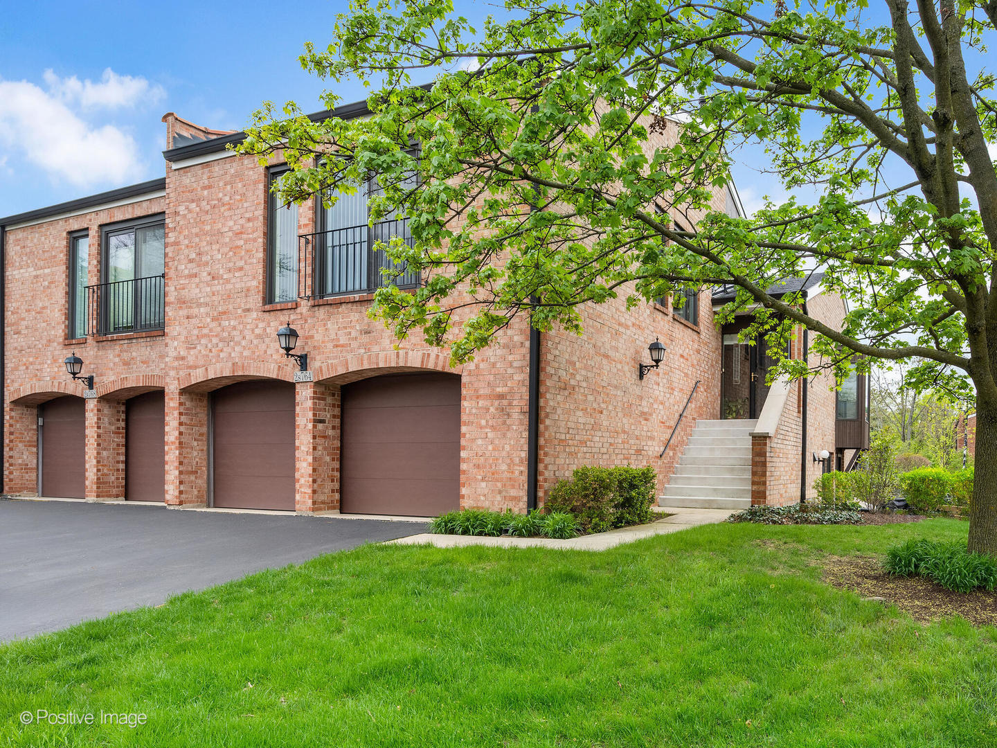 Property Photo: 2S764 Jamestown Trail 764 IL 60523