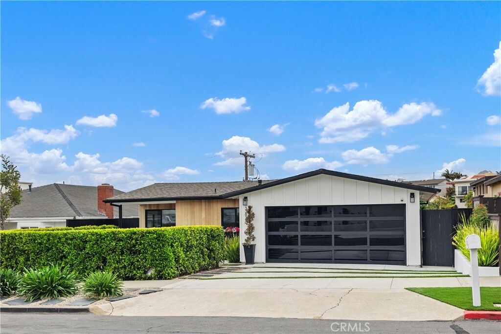 Property Photo: 33815 El Encanto Avenue CA 92629