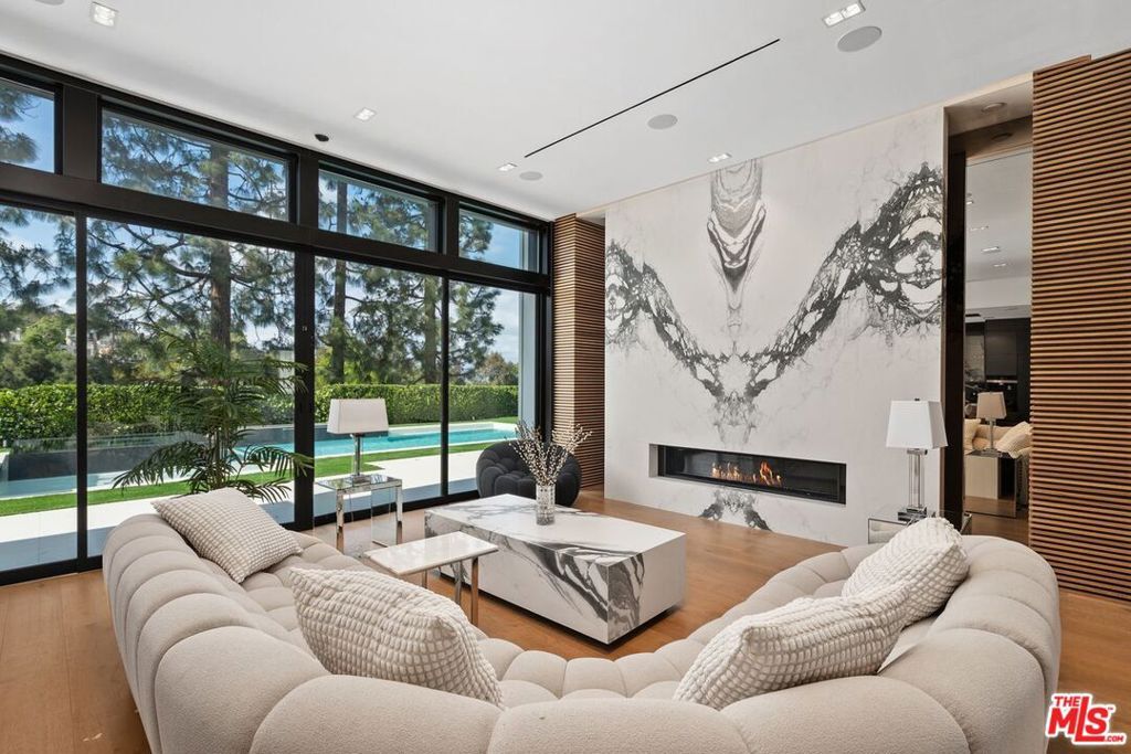 Property Photo: 16015 Valley Wood Road CA 91403