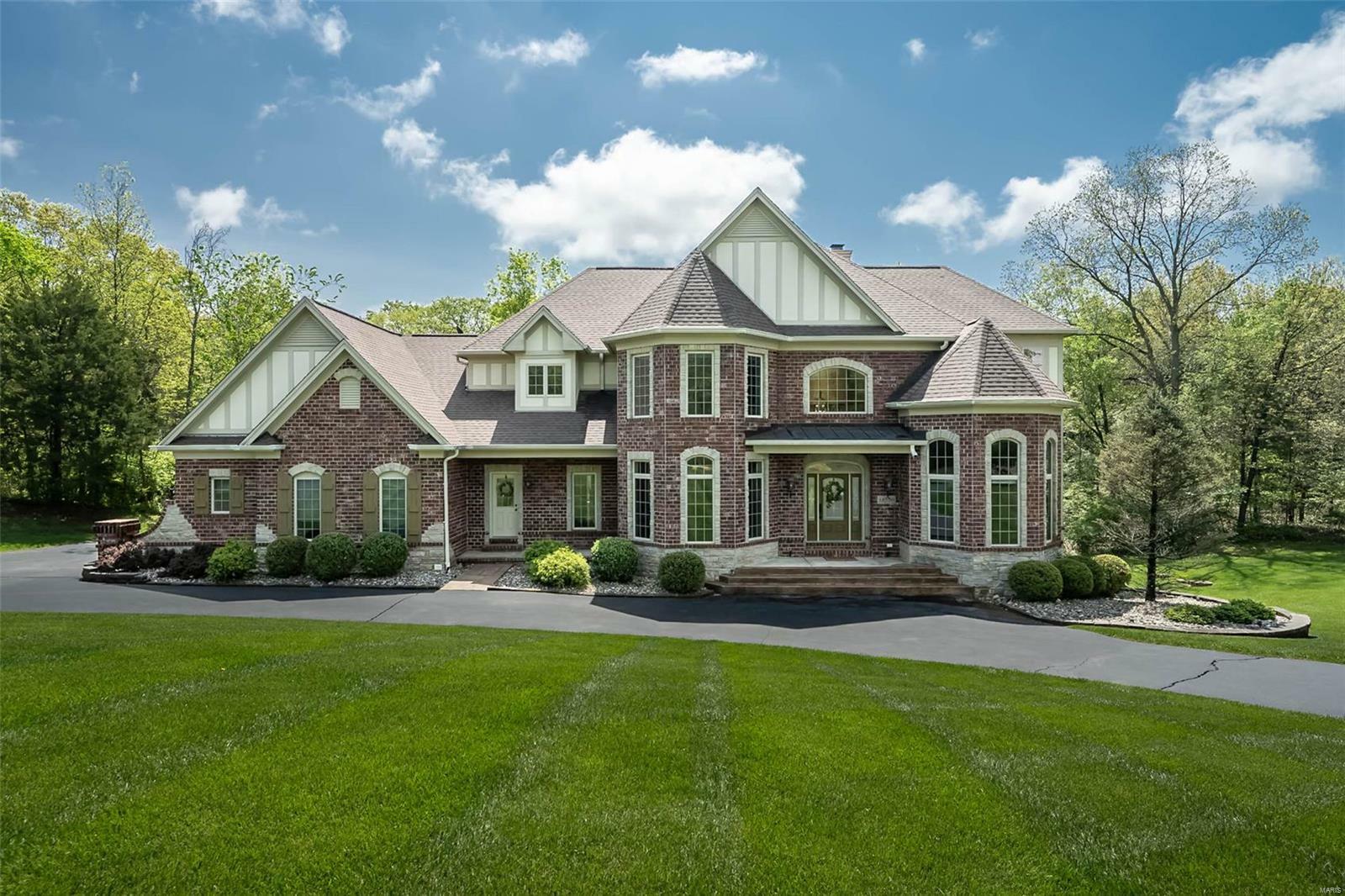 Property Photo: 18550 Great Meadow Road MO 63038